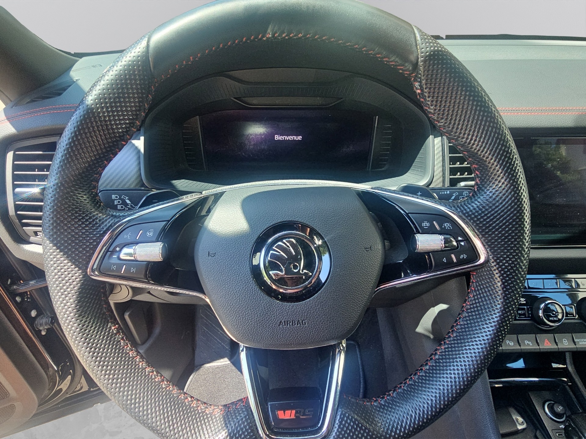 SKODA Kodiaq 2.0 TSI 4x4 RS-image-9