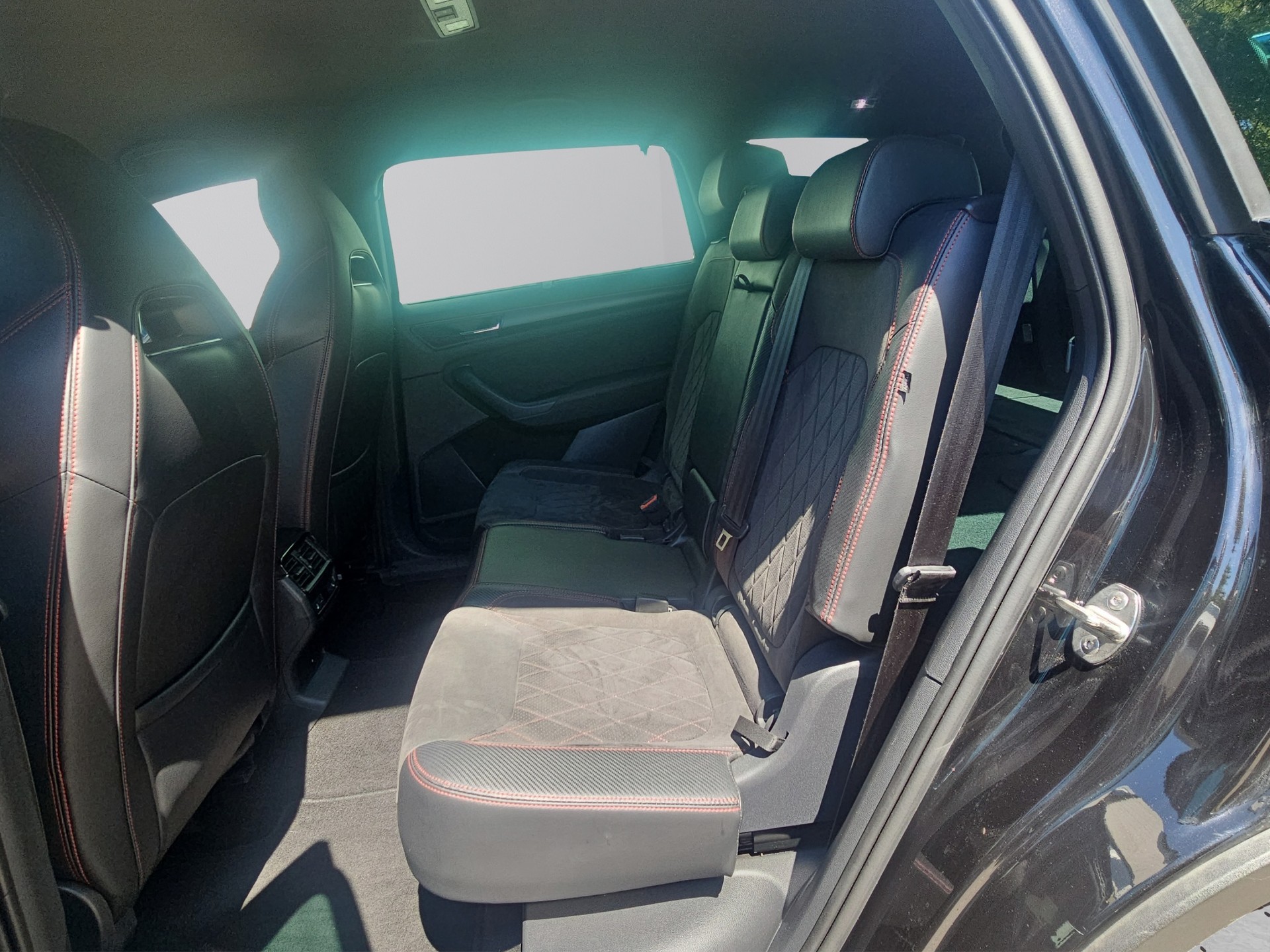 SKODA Kodiaq 2.0 TSI 4x4 RS-image-12