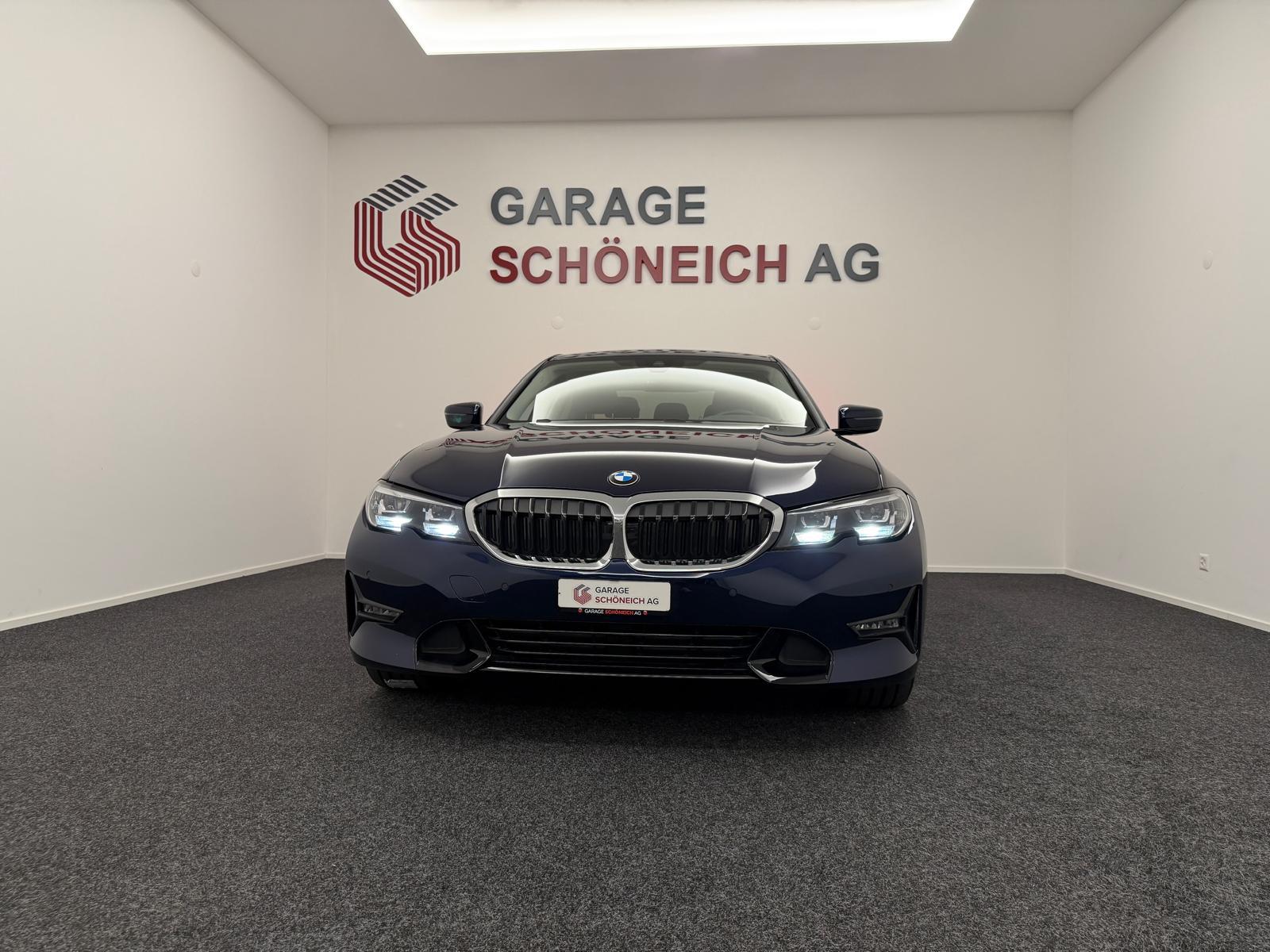 BMW 320i xDrive-image-1