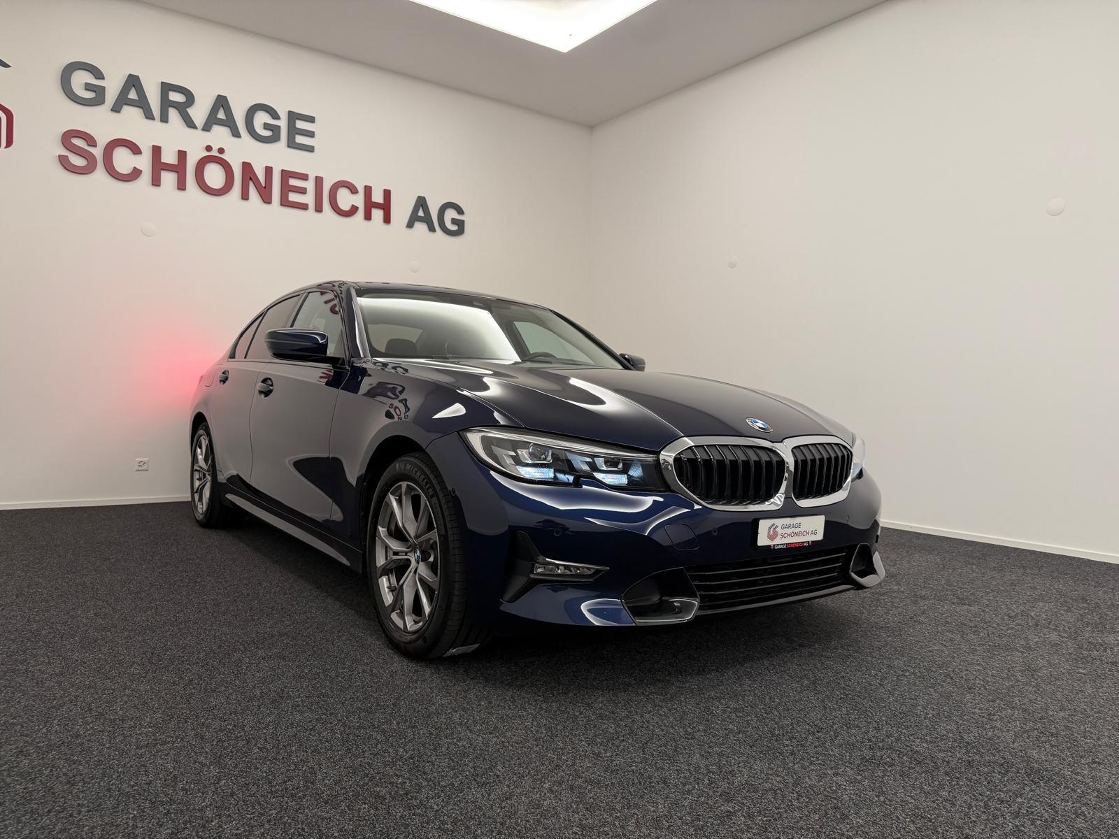 BMW 320i xDrive-image-2