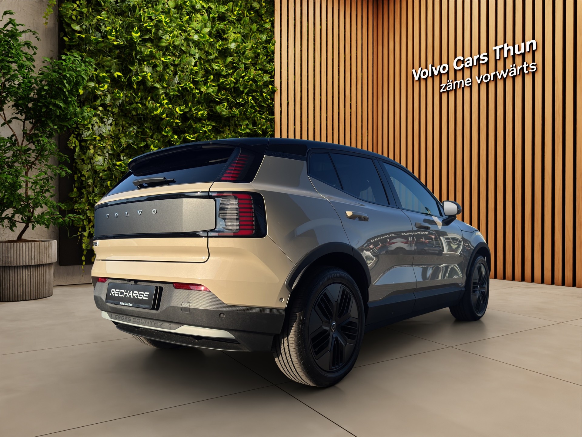 VOLVO EX30 CC E60 Twin Performance AWD-image-5