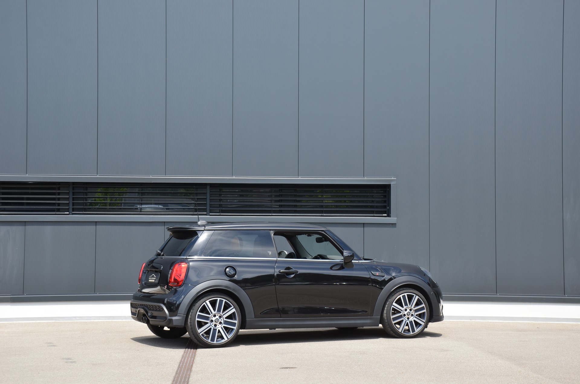 MINI Cooper S Trafalgar Edition Steptronic DKG-showroom-element-3