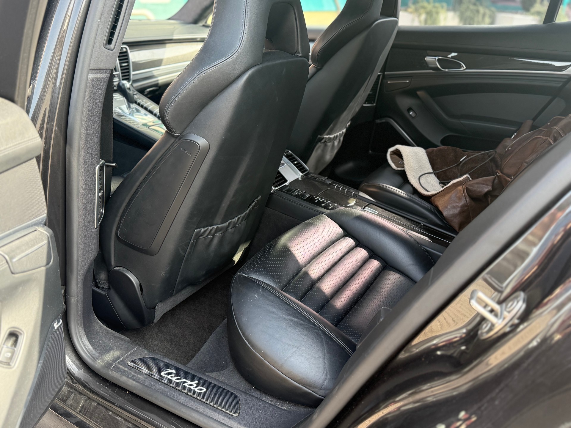 PORSCHE Panamera Turbo 4.8 PDK-image-4