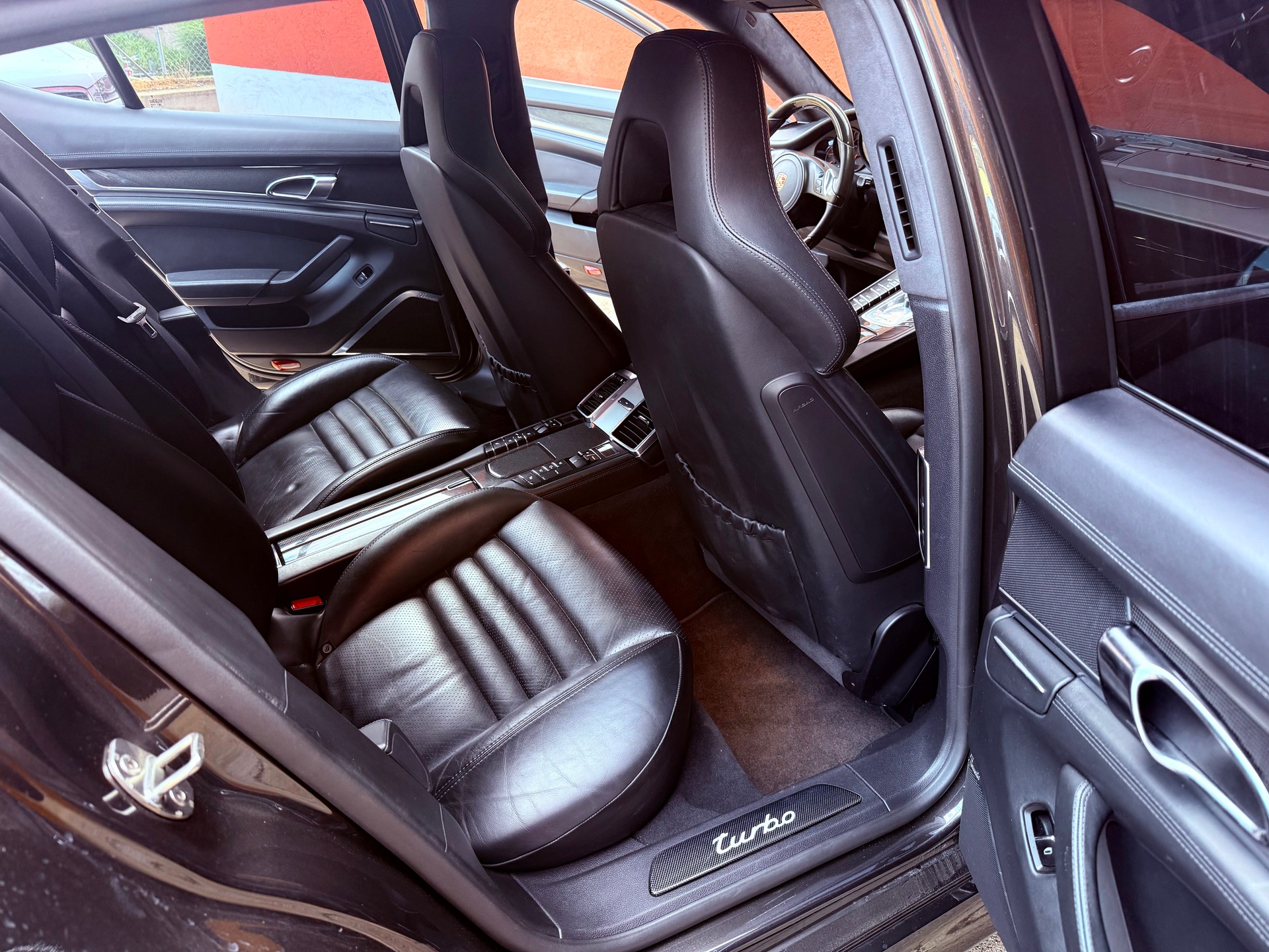 PORSCHE Panamera Turbo 4.8 PDK-image-14