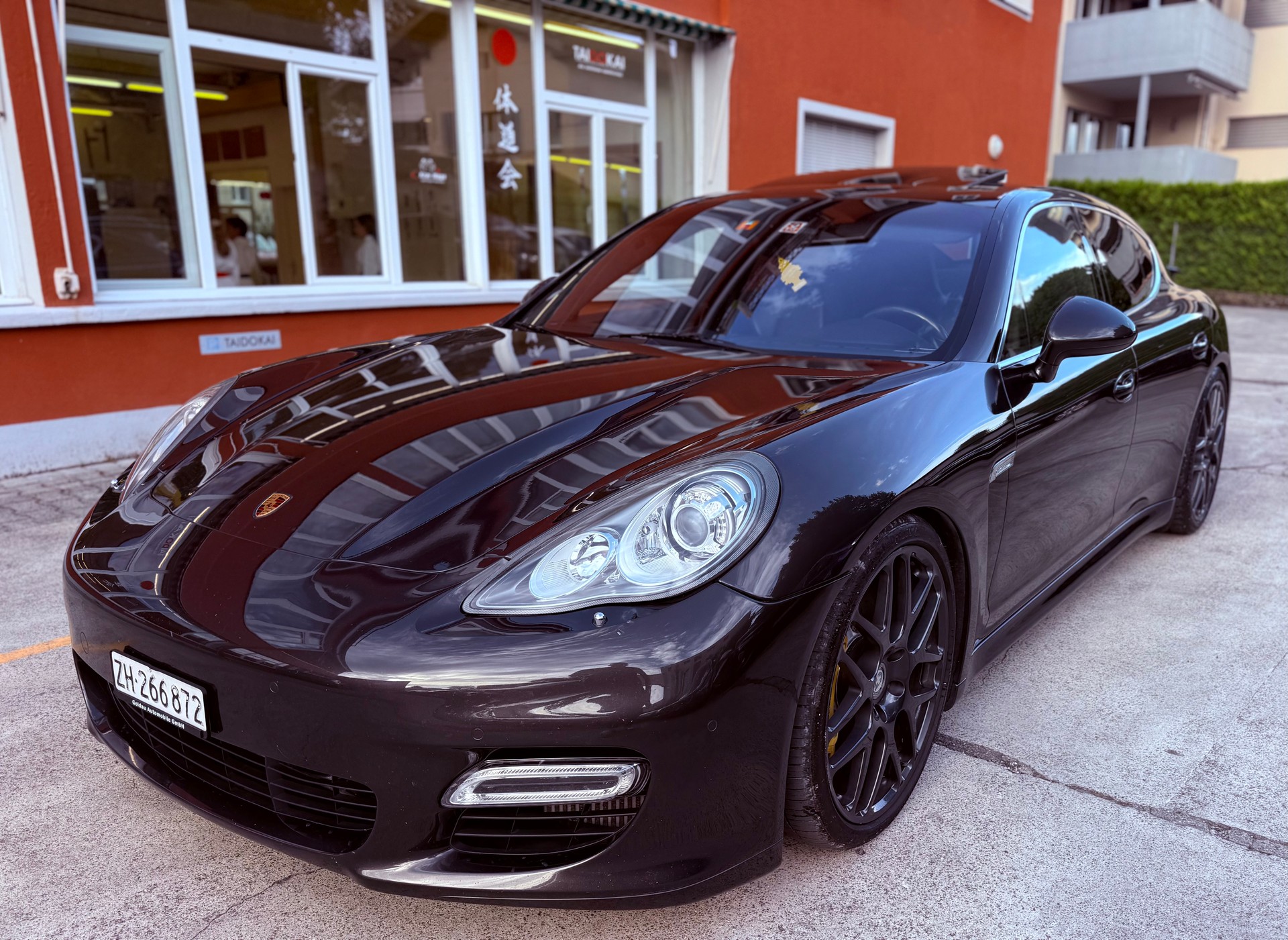 PORSCHE Panamera Turbo 4.8 PDK-image-1