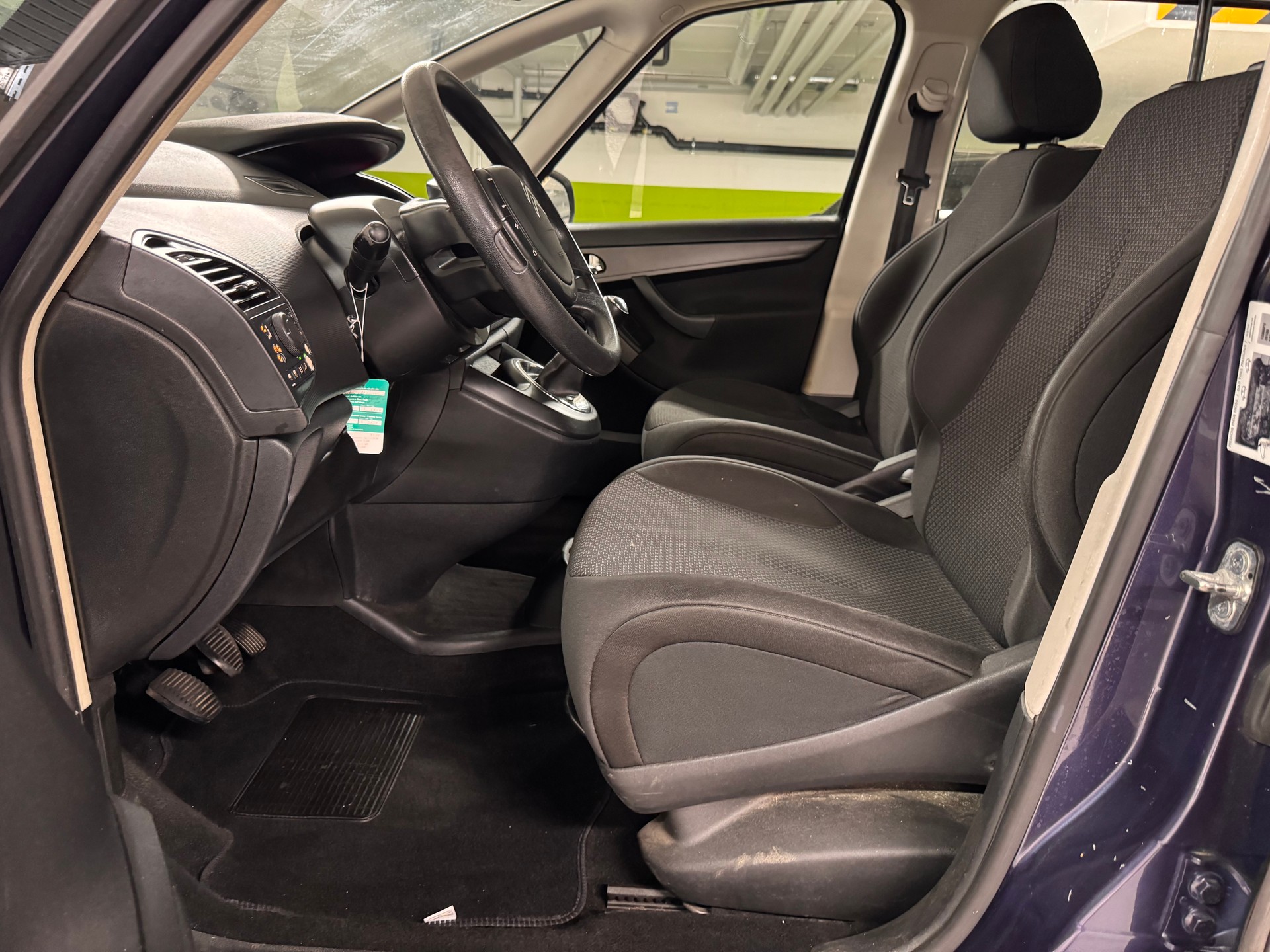 CITROEN Grand C4 Picasso 1.6i 16V Swiss Style-image-13