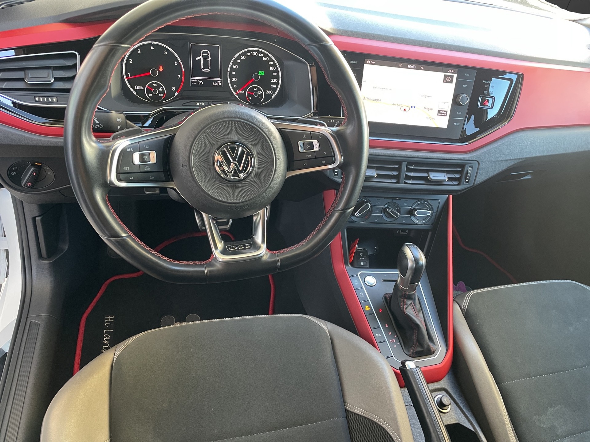 VW Polo 2.0 TSI GTI DSG-image-9