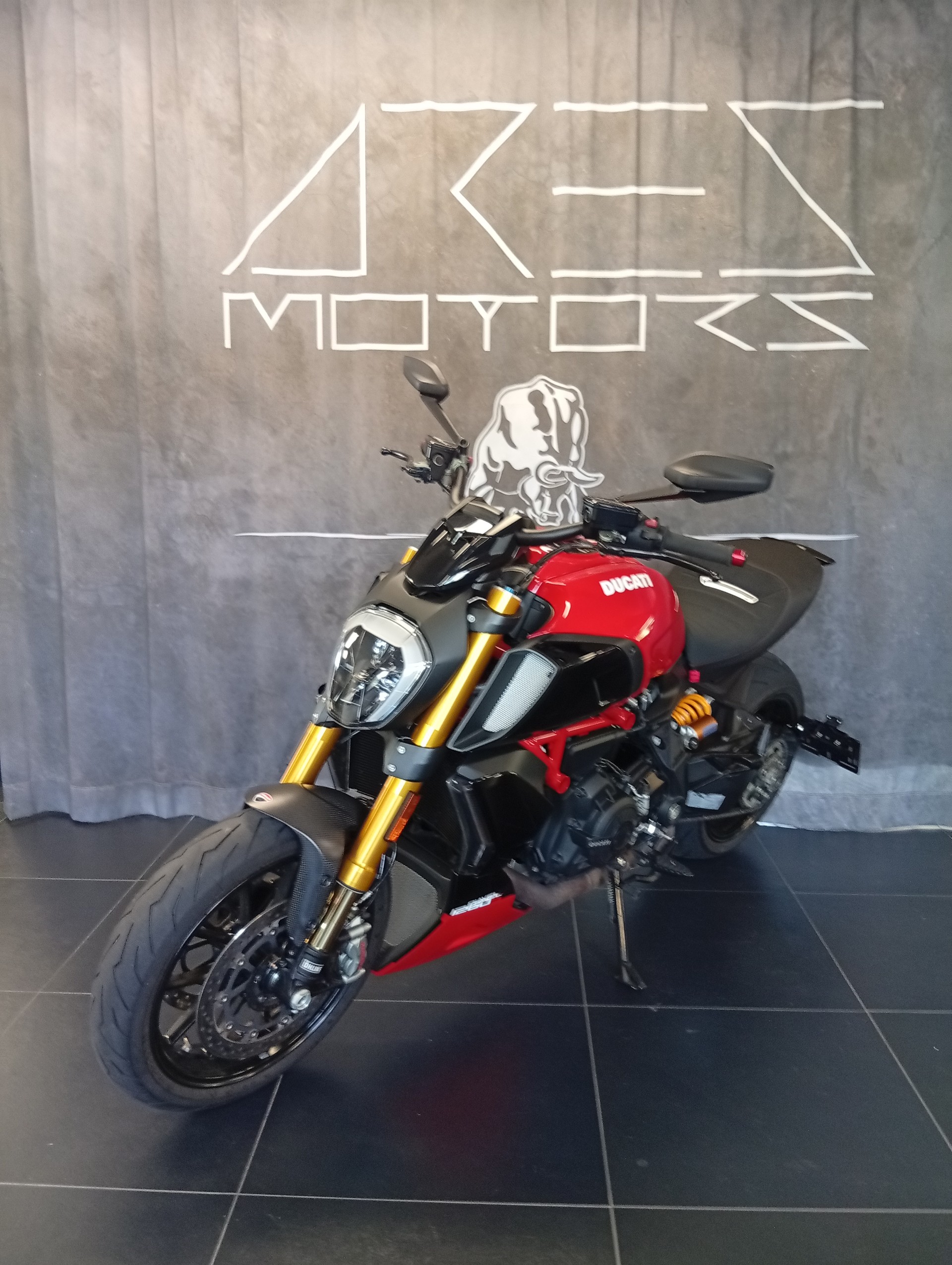 DUCATI Diavel 1260 S-showroom-element-3