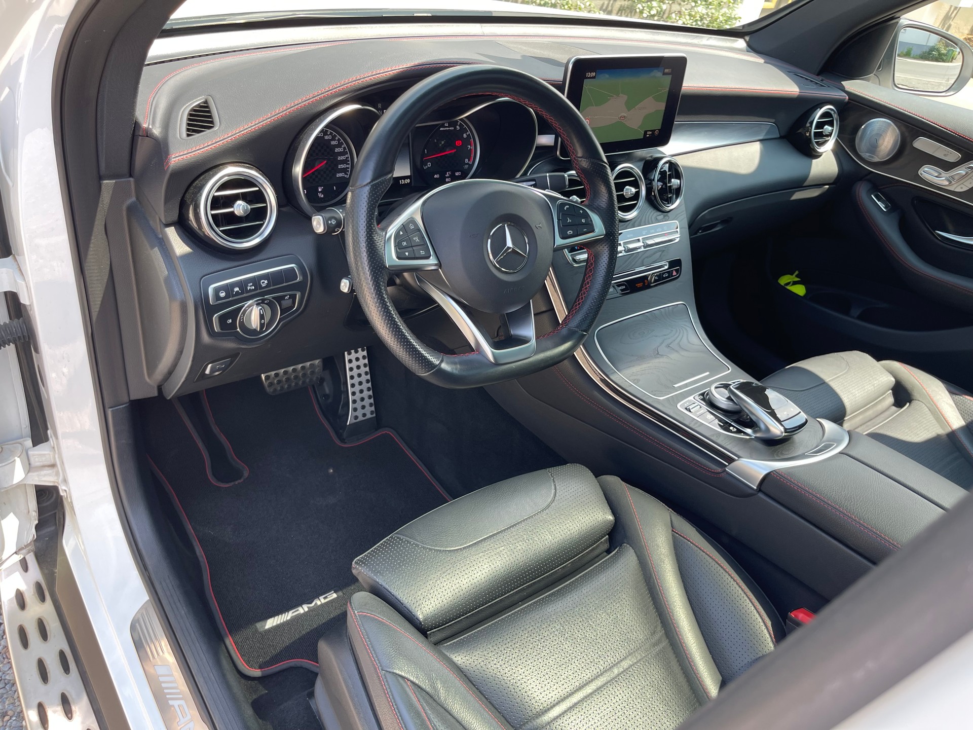 MERCEDES-BENZ GLC 43 AMG 4Matic 9G-Tronic-image-8