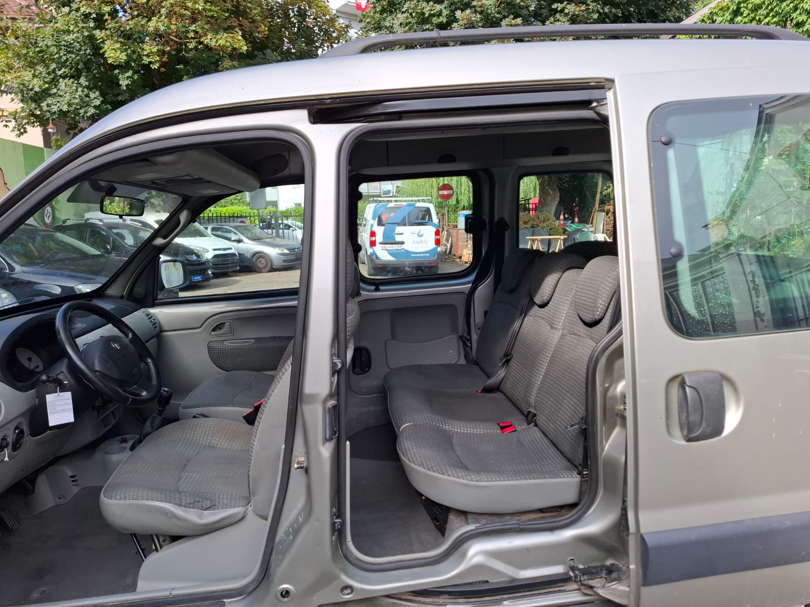 RENAULT Kangoo 1.6 16V Expression 4x4-image-5