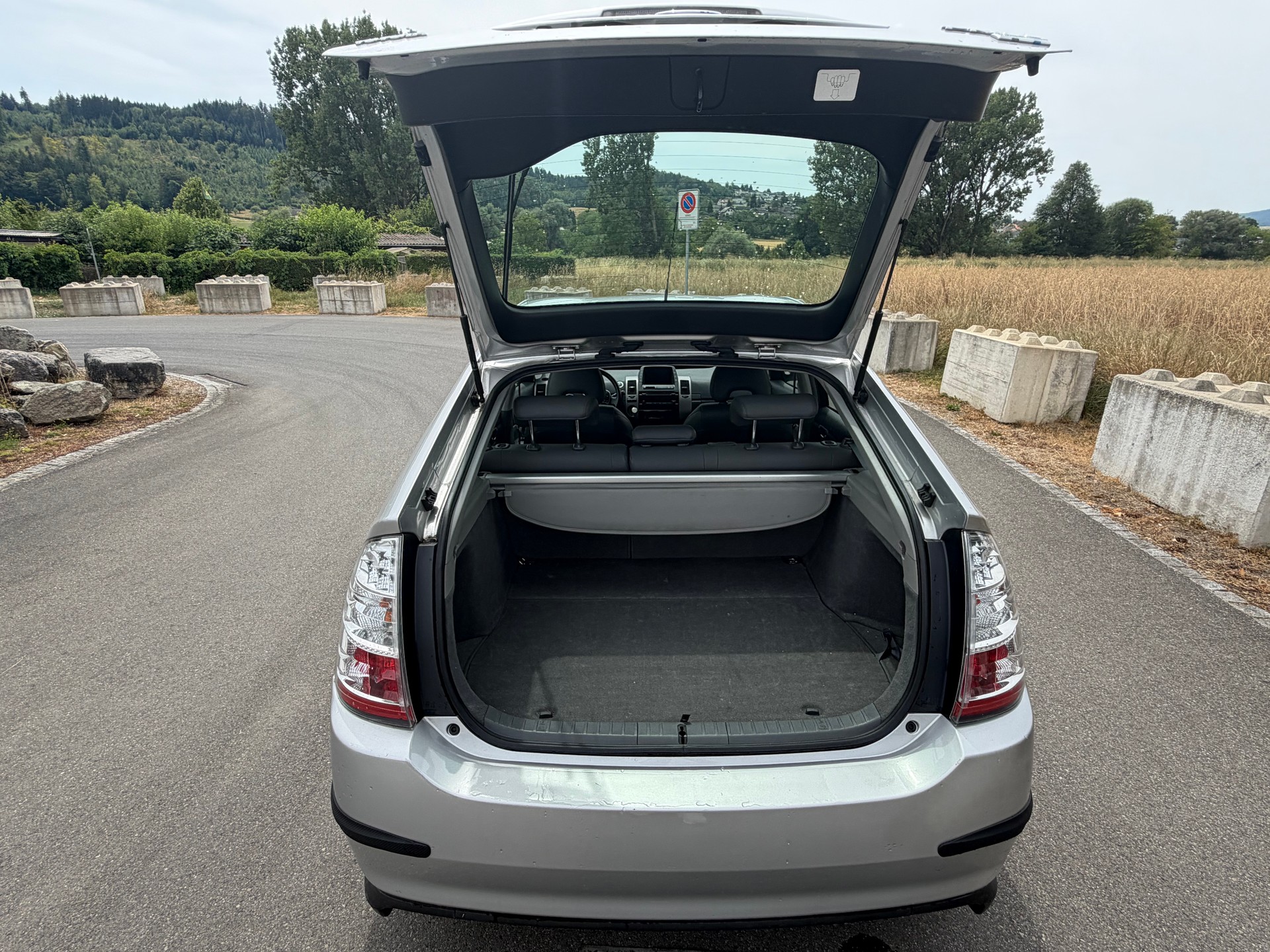 TOYOTA Prius 1.5 16V Hybrid Edition-image-9