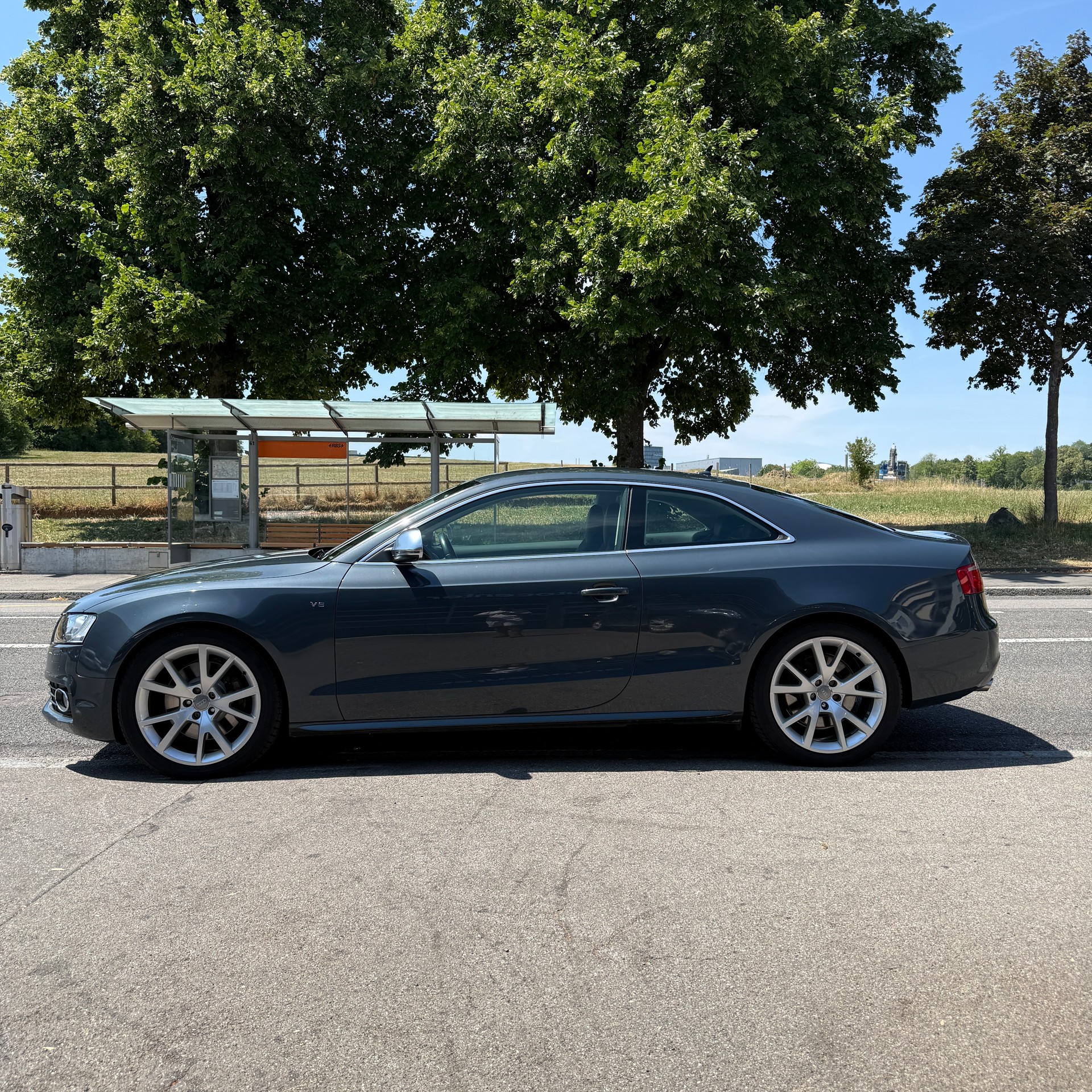 AUDI S5 Coupé 4.2 FSI quattro-image-3