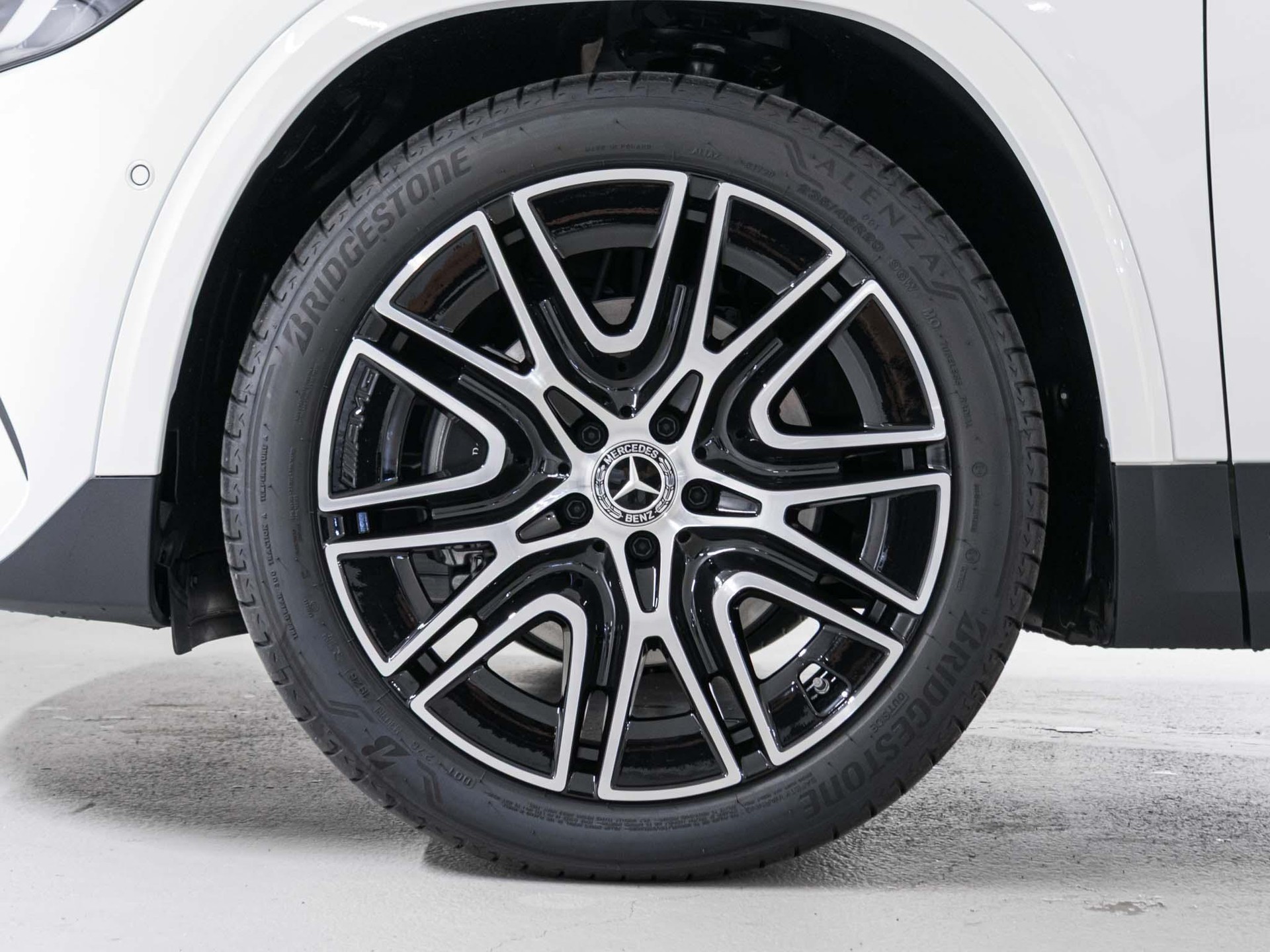 MERCEDES-BENZ GLA 220 d 4MATIC "Swiss Star"-image-14