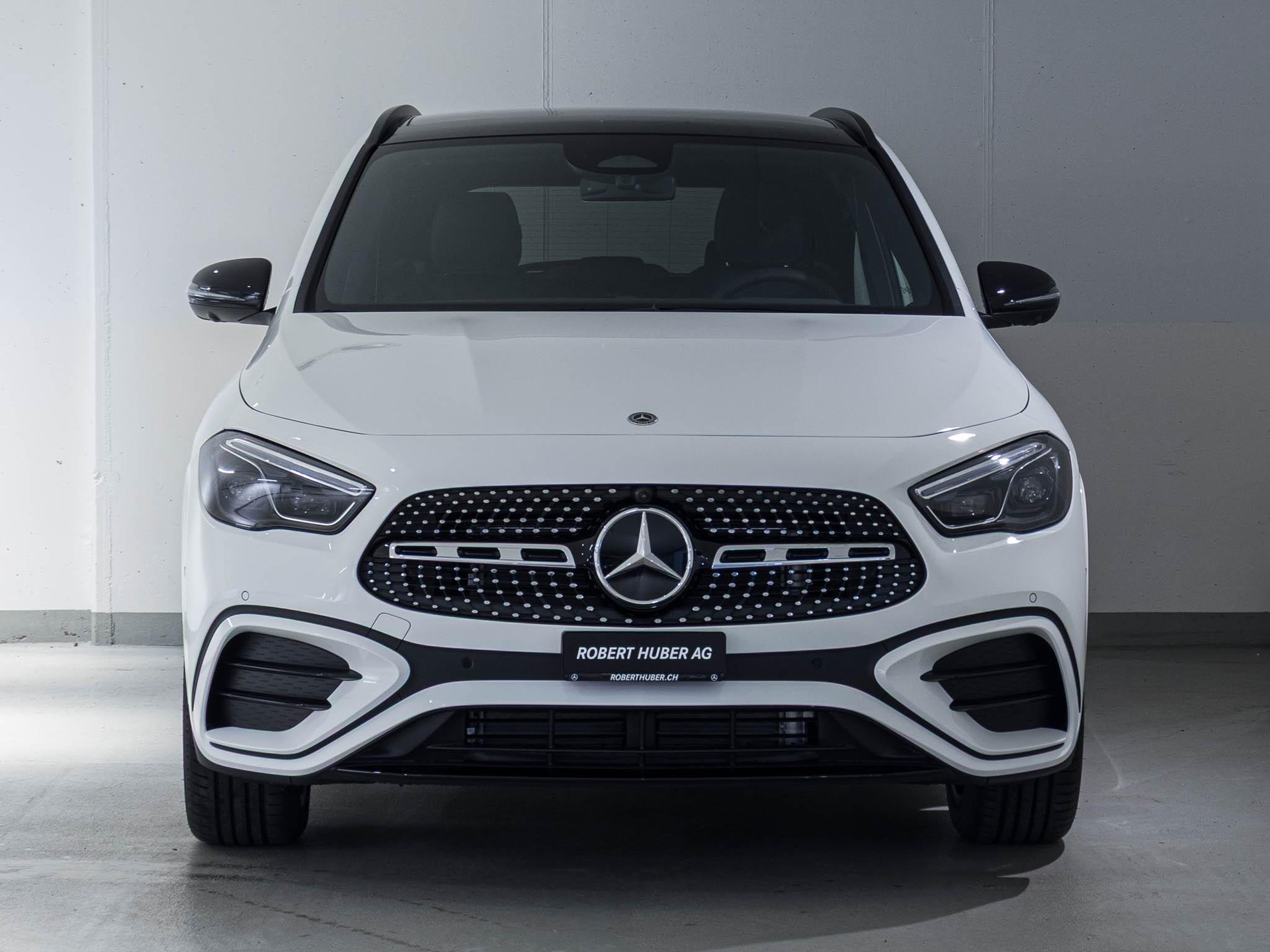 MERCEDES-BENZ GLA 220 d 4MATIC "Swiss Star"-image-2