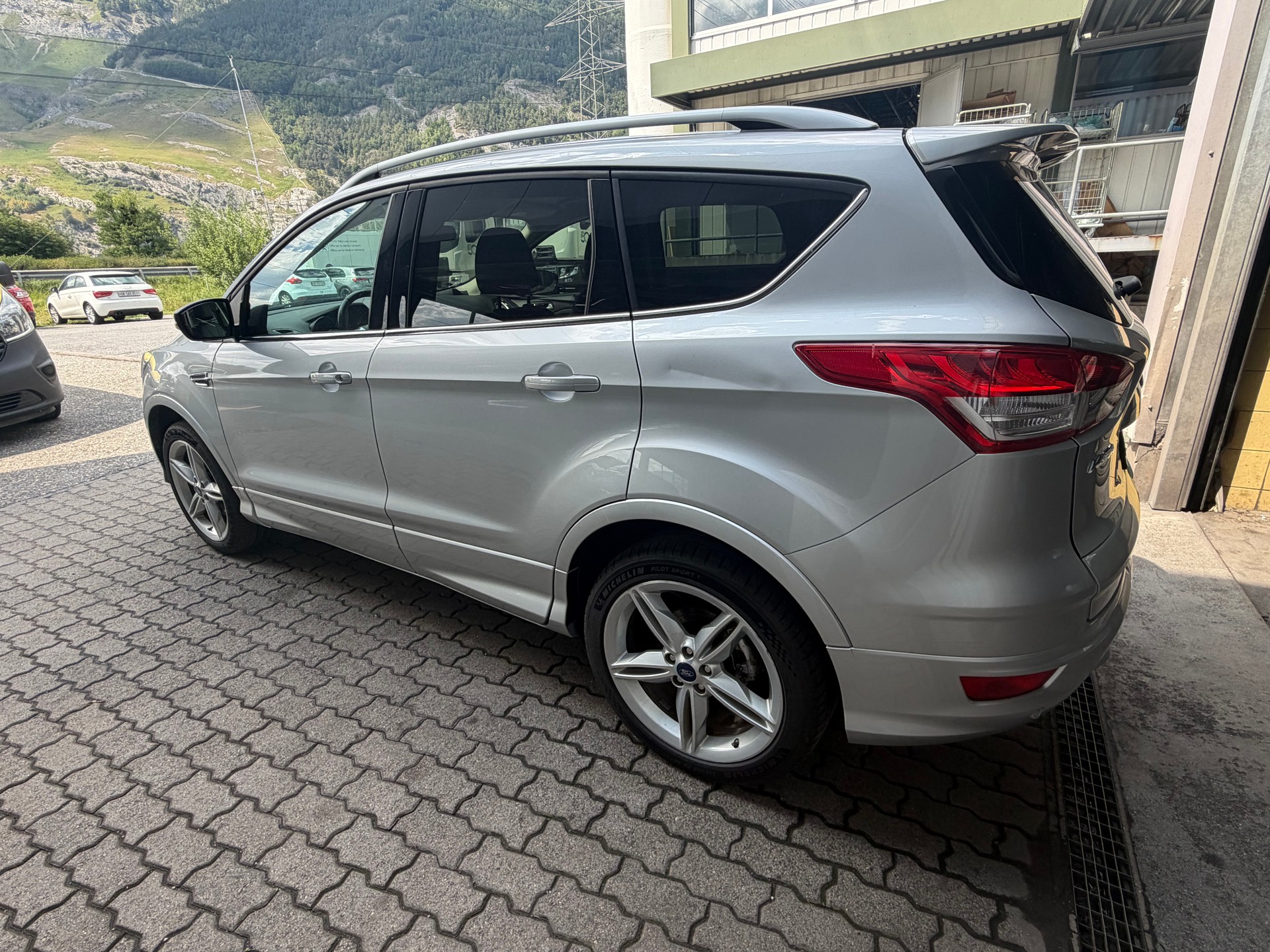 FORD Kuga 2.0 TDCi Titanium 4WD PowerShift-image-7