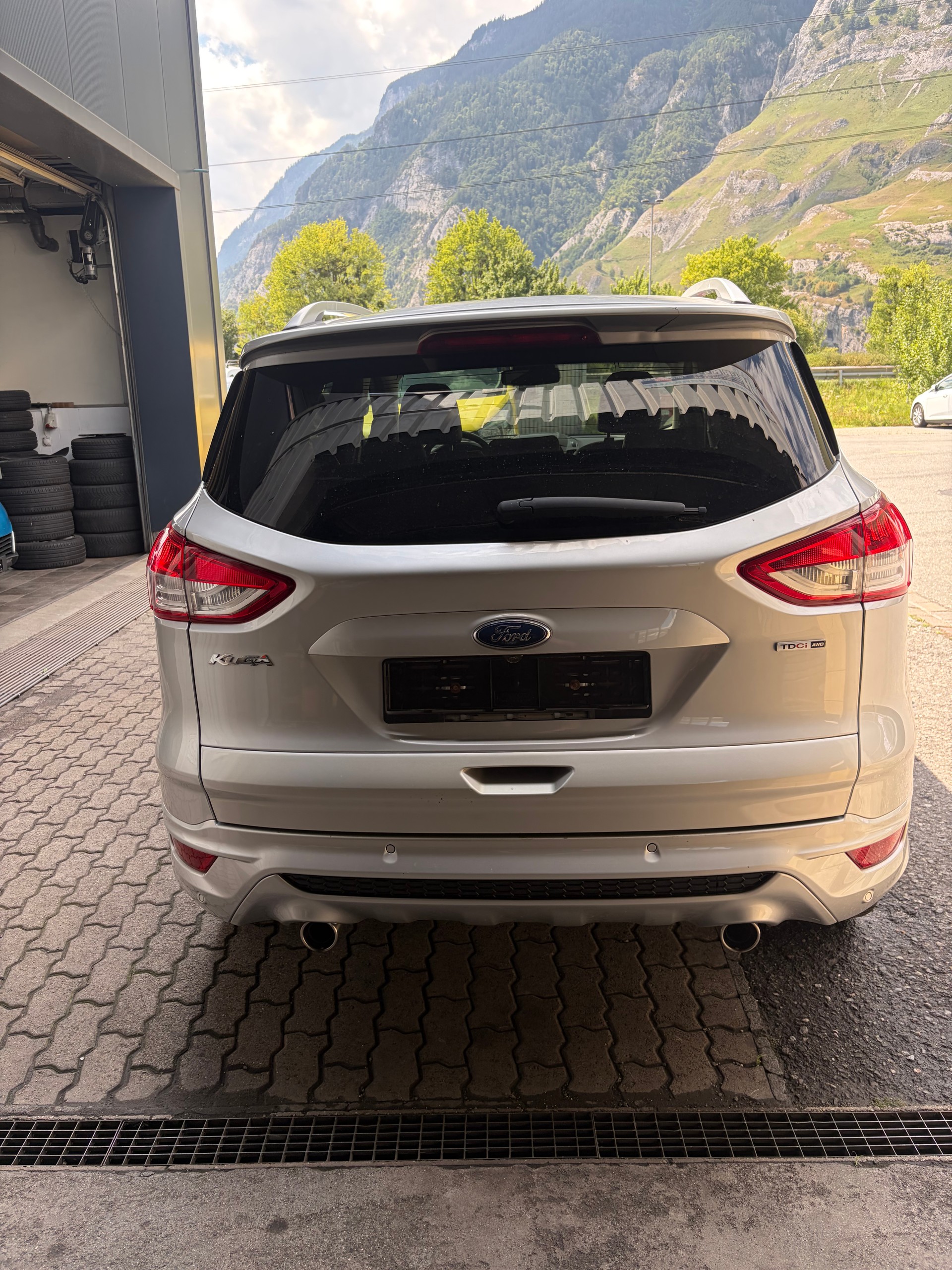 FORD Kuga 2.0 TDCi Titanium 4WD PowerShift-image-10