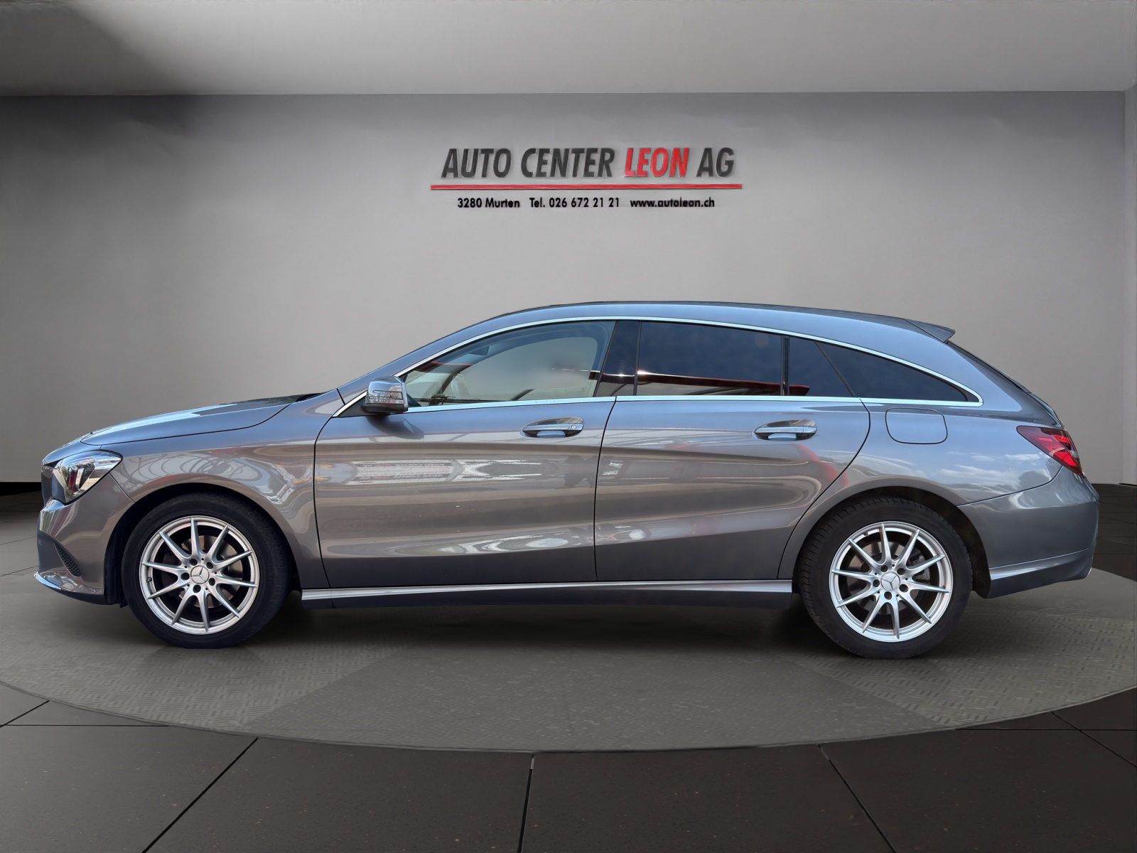 MERCEDES-BENZ CLA Shooting Brake 200 d-showroom-element-2