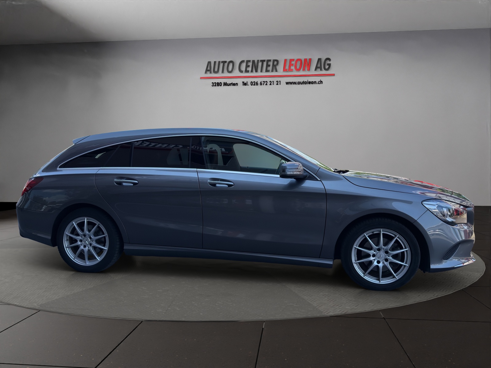 MERCEDES-BENZ CLA Shooting Brake 200 d-image-6