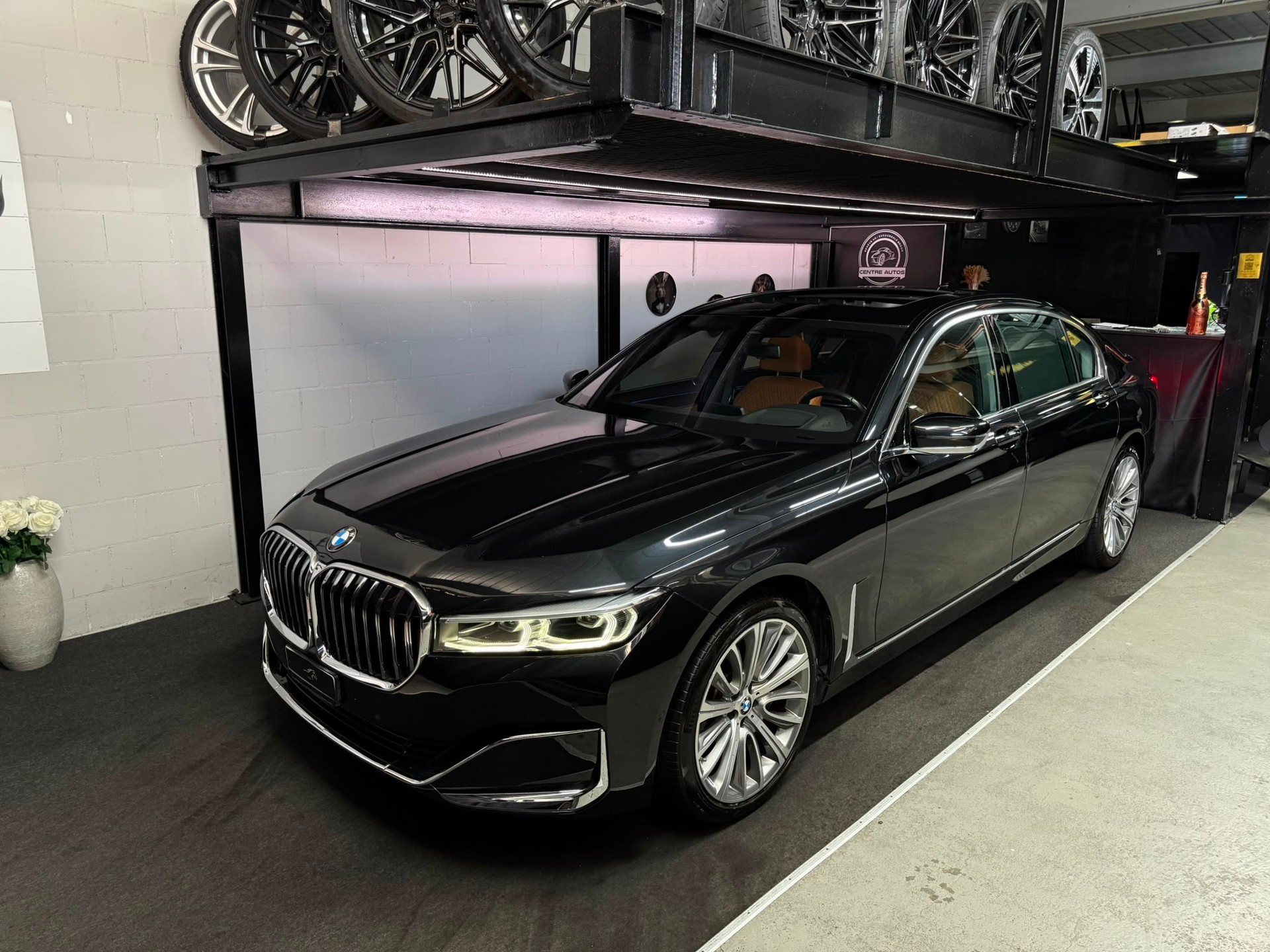BMW 730Ld xDrive 48V Steptronic /Exclusive 4-Seat Executive Lounge-image-0