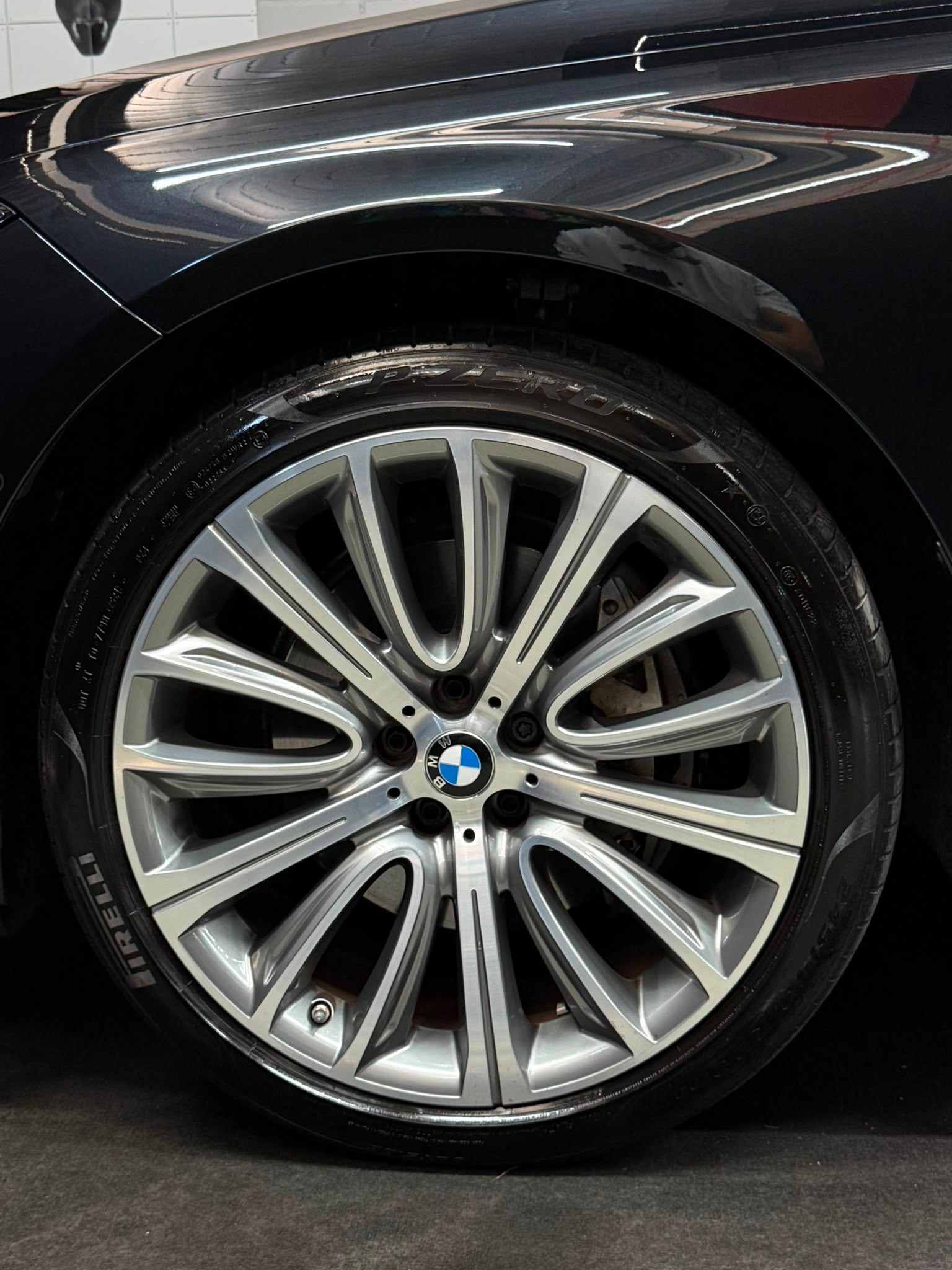 BMW 730Ld xDrive 48V Steptronic /Exclusive 4-Seat Executive Lounge-image-8