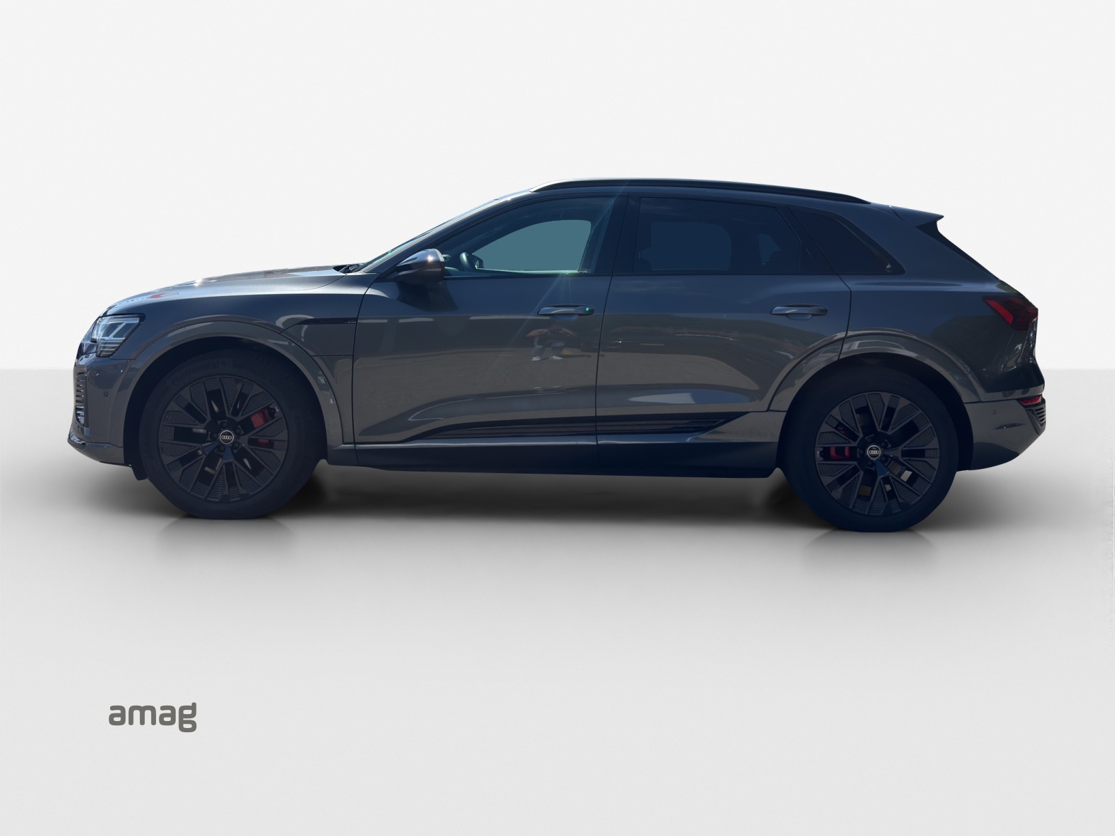 AUDI Q8 50 e-tron Black Edition quattro-image-1