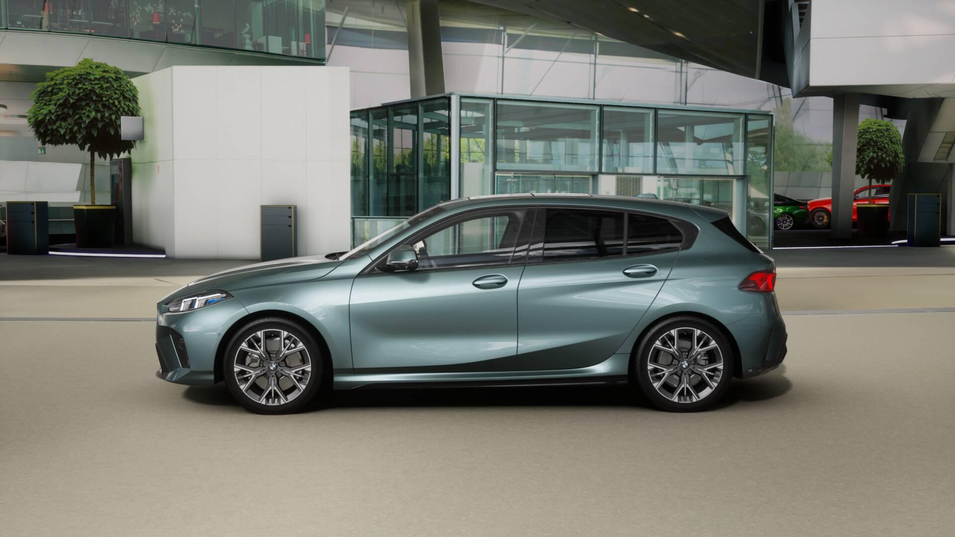 BMW 123 xDrive-image-3
