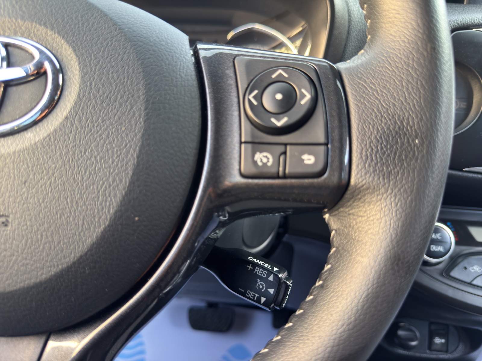 TOYOTA Yaris 1.5 Y20 1.5 VVT-i Edition 20 Automatik | 2019 | Nur 22’000 km | 1. Schweizer Hand | Frisch ab MFK & Service-image-15