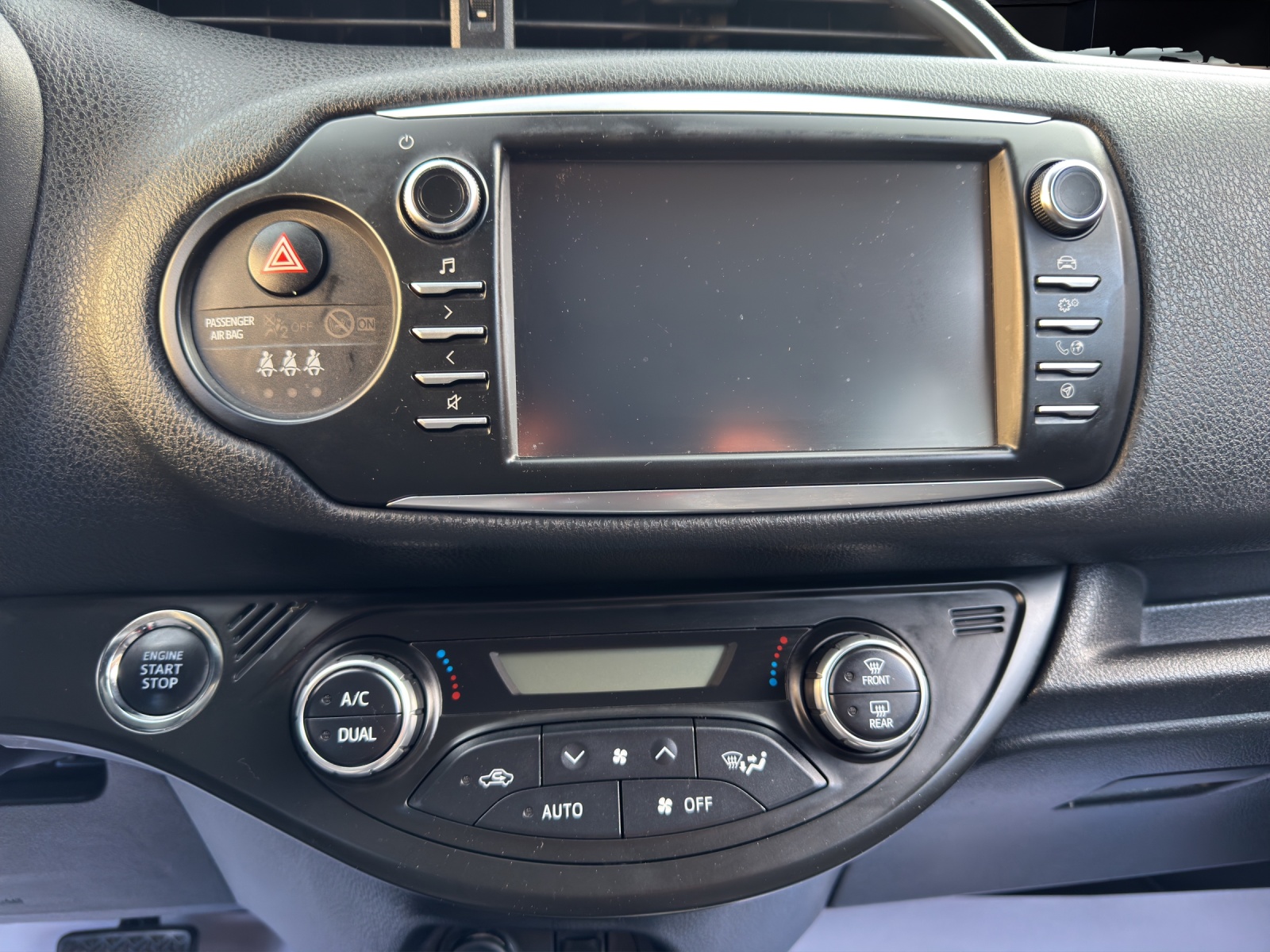 TOYOTA Yaris 1.5 Y20 1.5 VVT-i Edition 20 Automatik | 2019 | Nur 22’000 km | 1. Schweizer Hand | Frisch ab MFK & Service-image-14