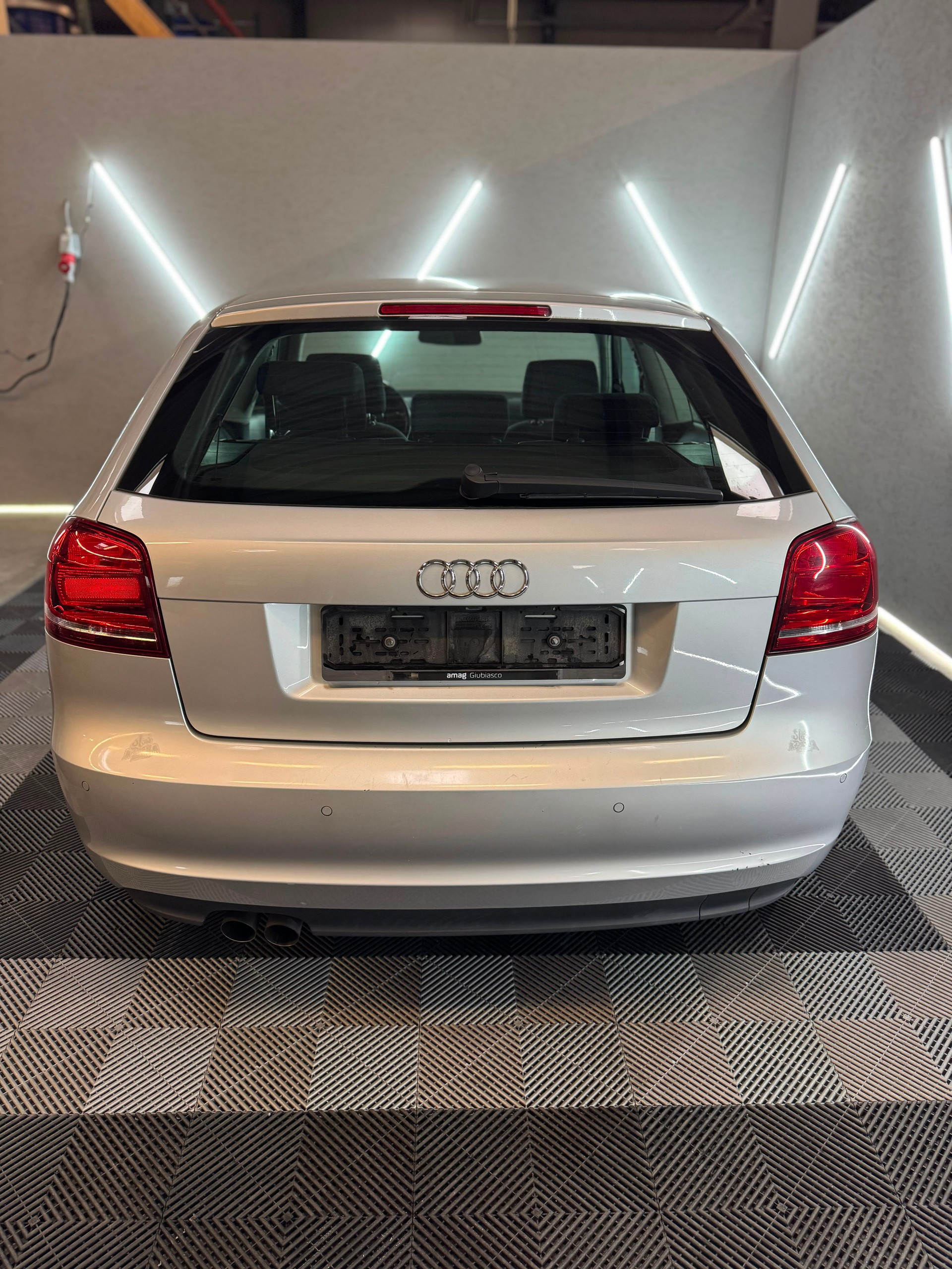 AUDI A3 1.4 TFSI Ambition S-tronic-image-5