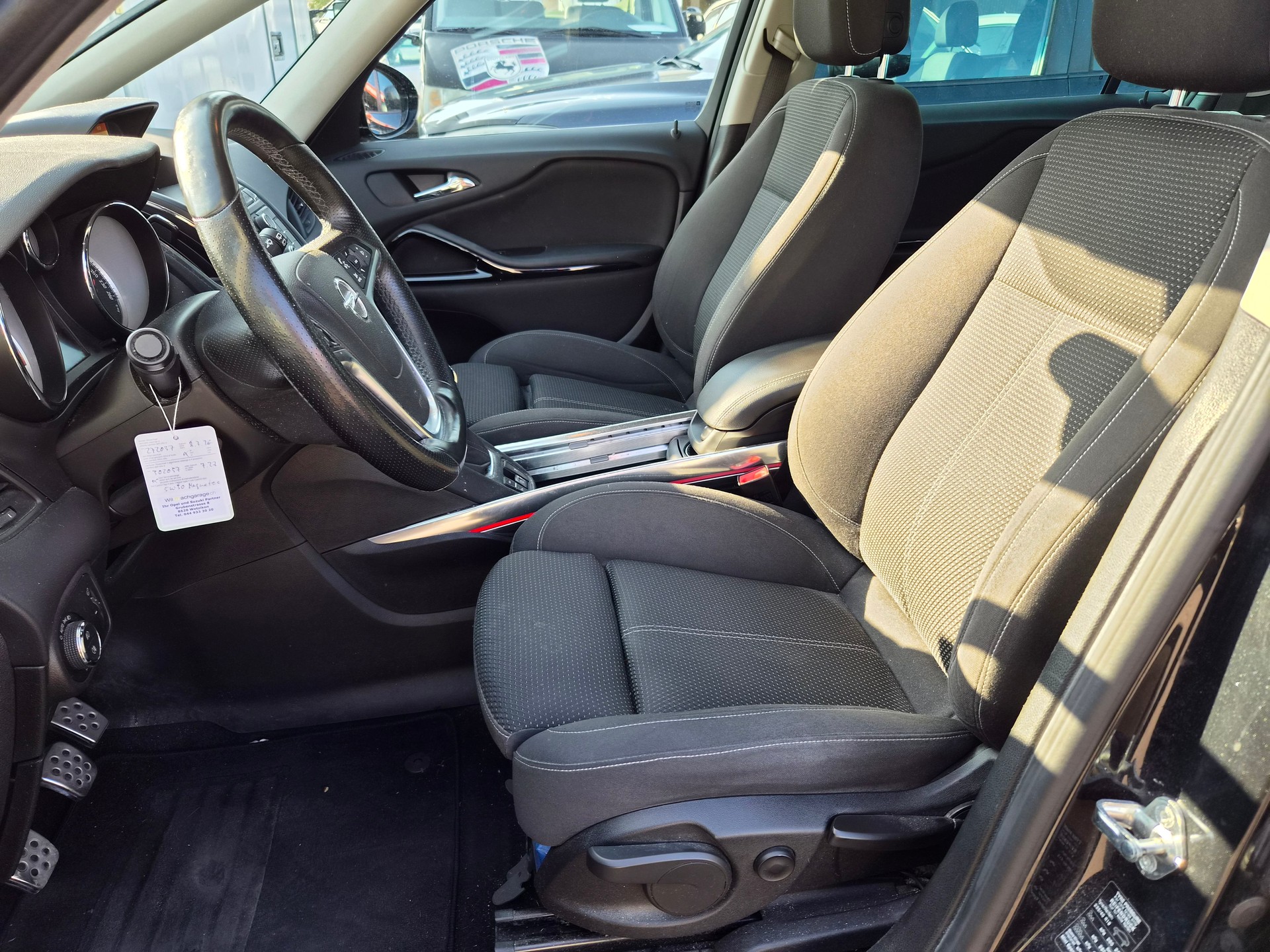 OPEL Zafira Tourer 2.0 CDTi BiTurbo Sport-image-8