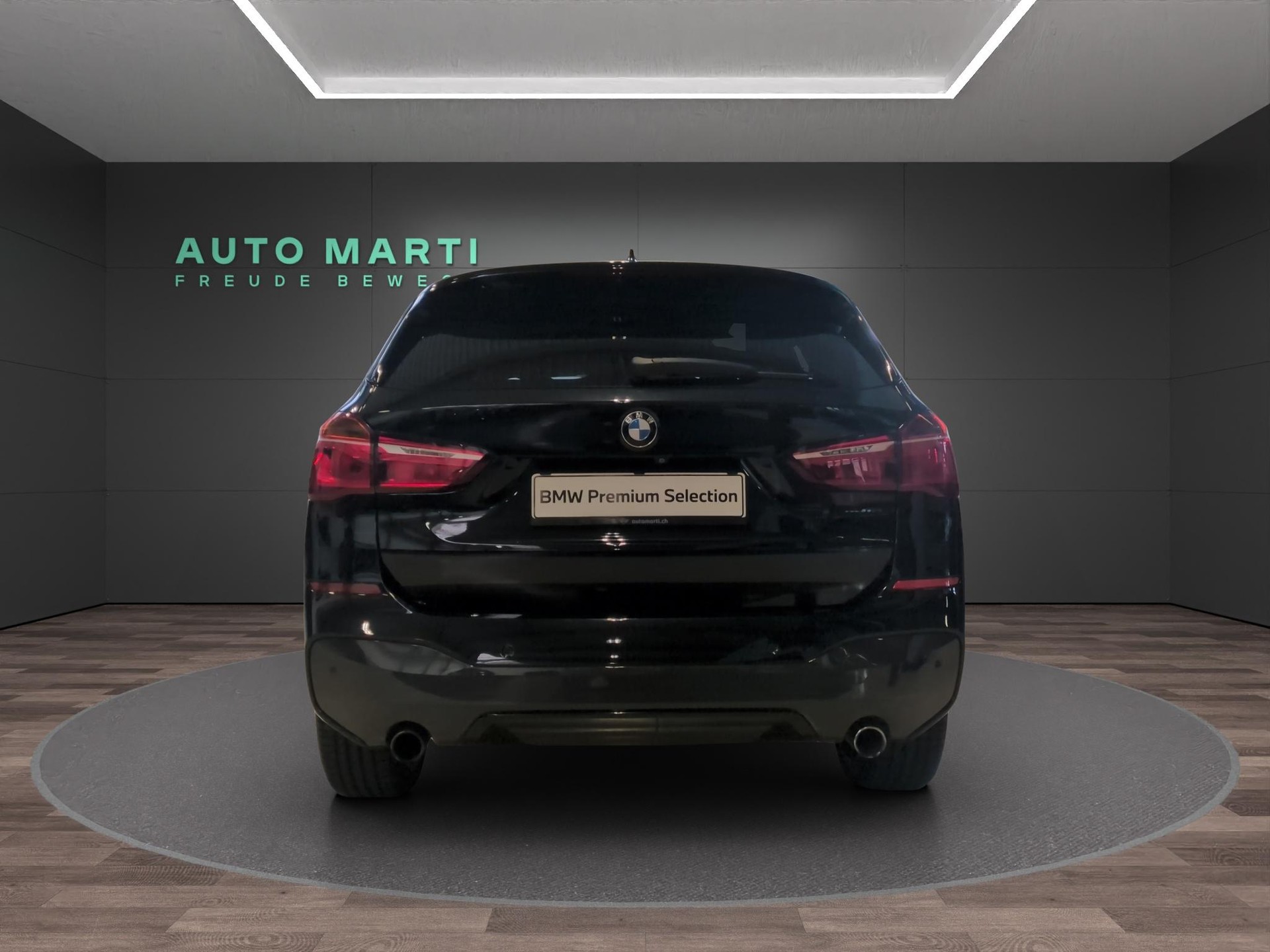 BMW X1 25i xDrive-image-2