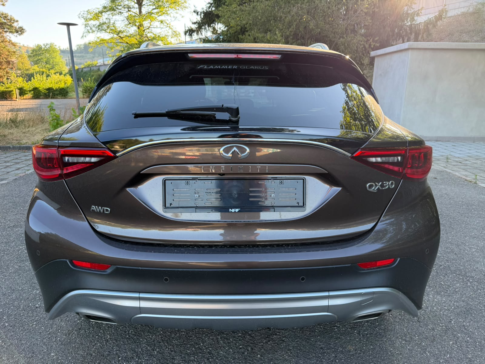 INFINITI QX30 2.2d Premium DCT AWD-image-3