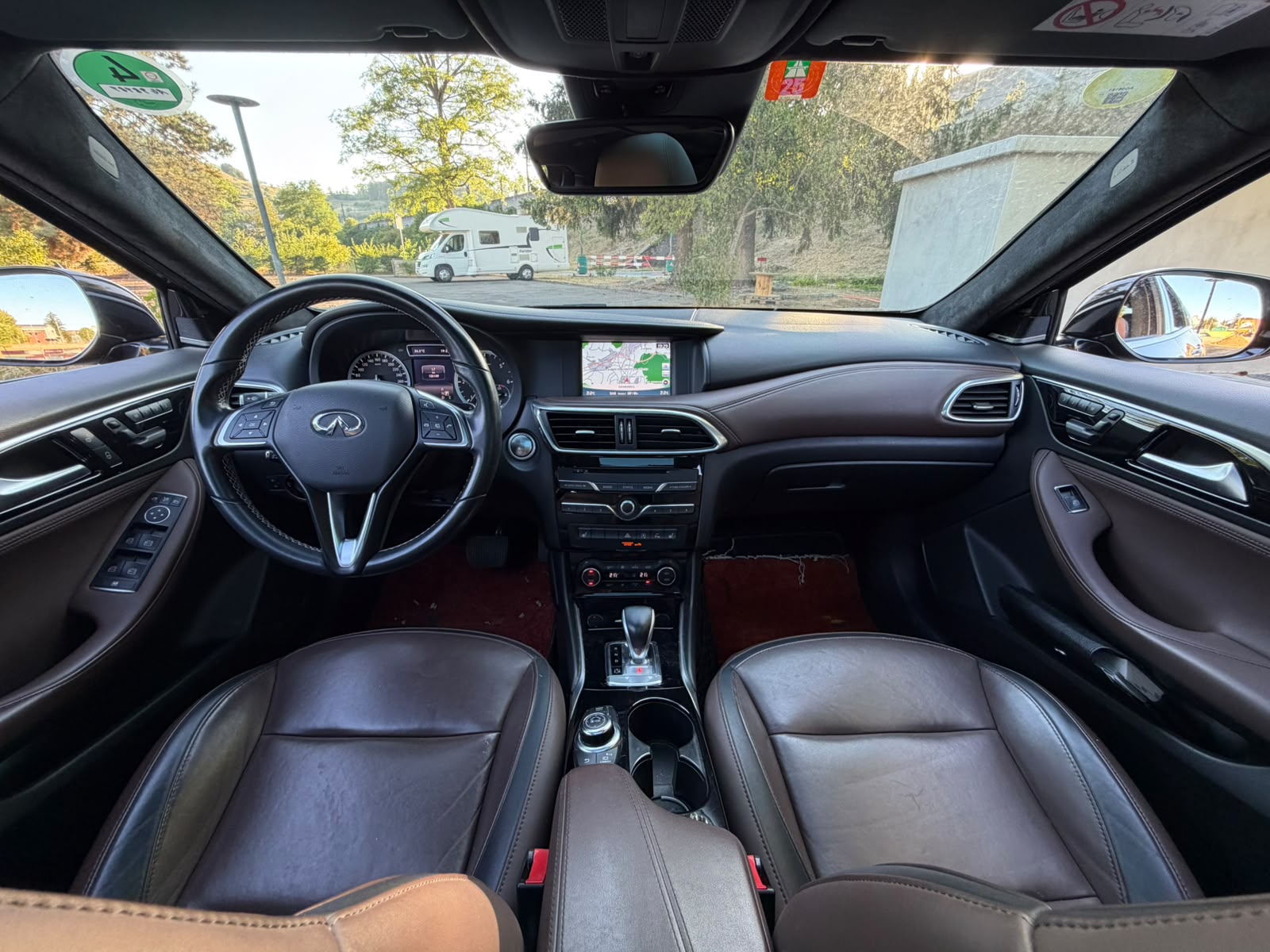 INFINITI QX30 2.2d Premium DCT AWD-image-18