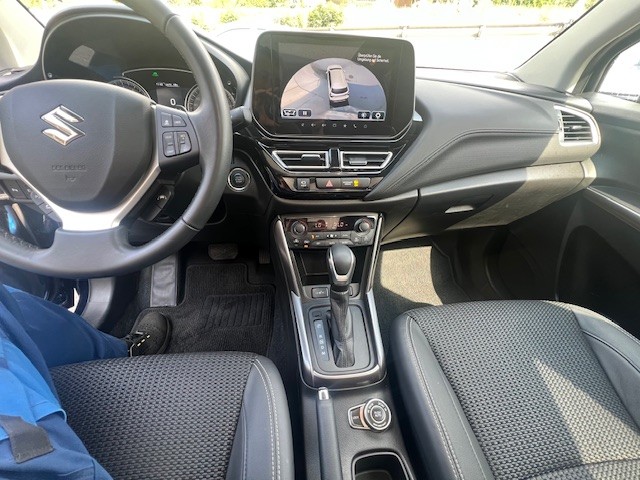 SUZUKI S-Cross 1.5 Compact Top Hybrid-image-10