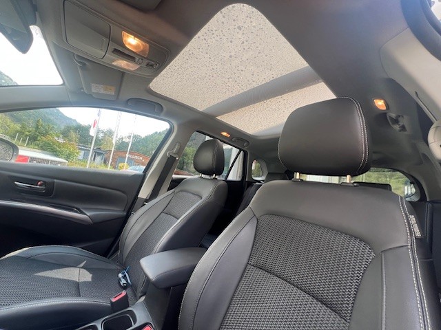 SUZUKI S-Cross 1.5 Compact Top Hybrid-image-11