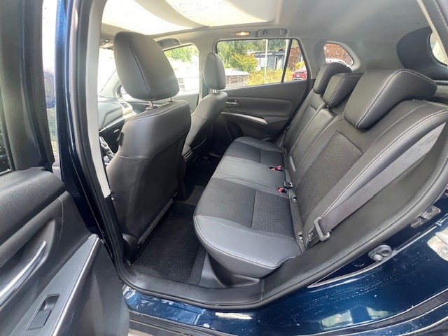 SUZUKI S-Cross 1.5 Compact Top Hybrid-image-13