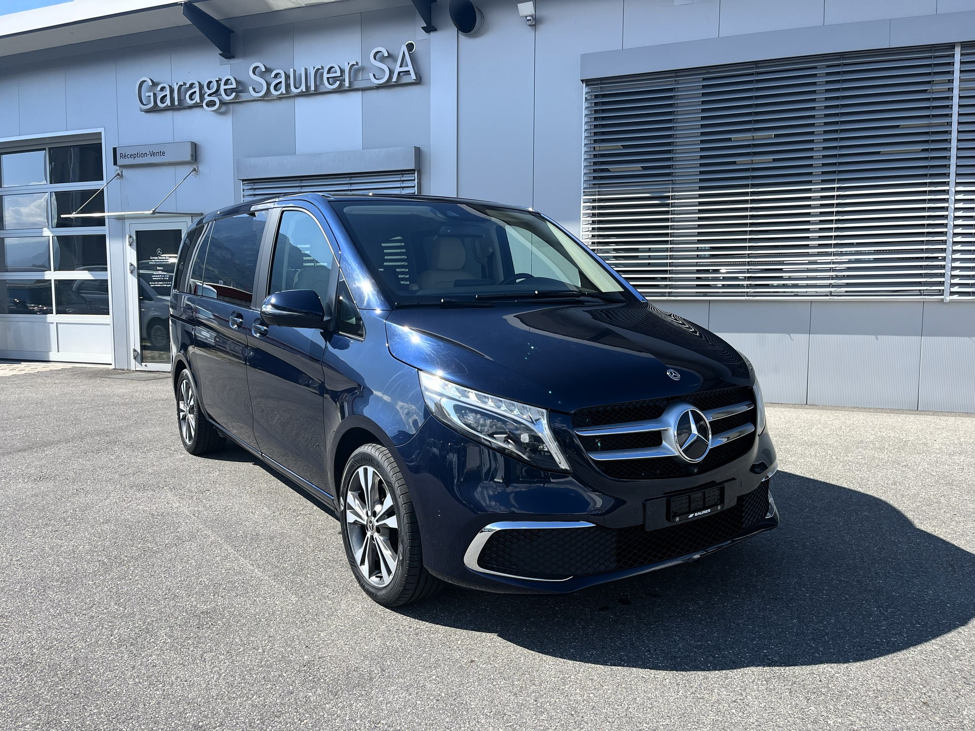 MERCEDES-BENZ V 300 d Avantgarde kompakt 4Matic 9G-Tronic-image-0