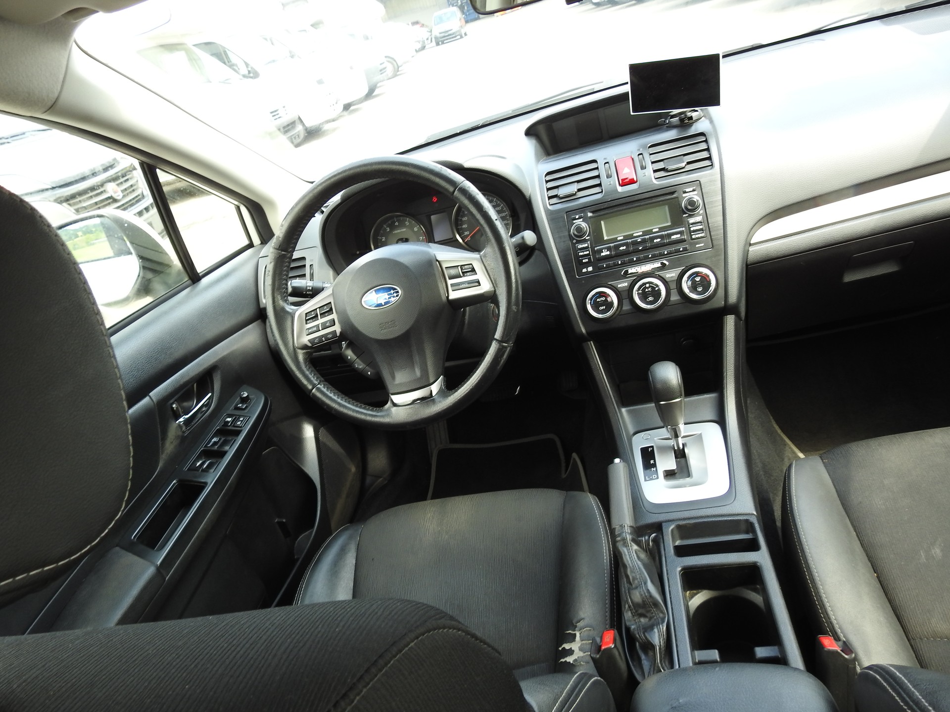 SUBARU Impreza 1.6 Swiss two CVT-image-18