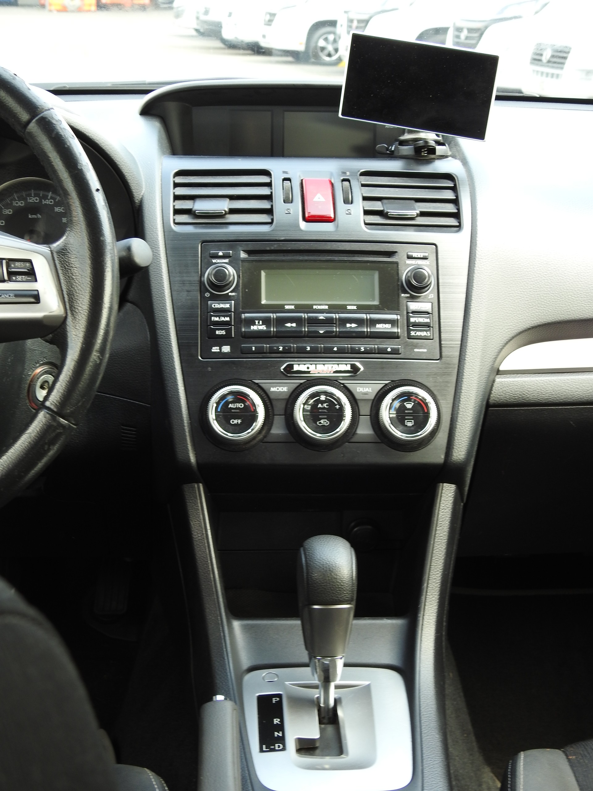 SUBARU Impreza 1.6 Swiss two CVT-image-16