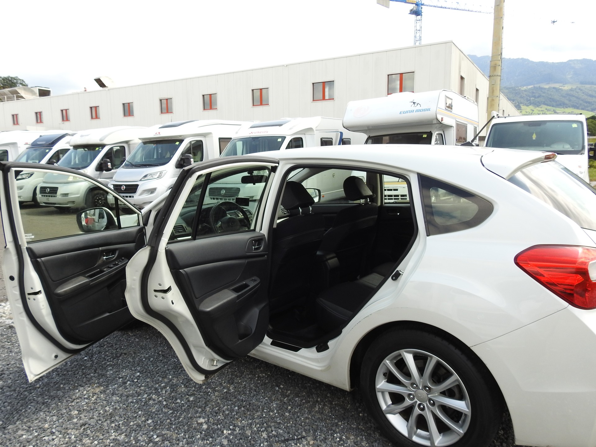 SUBARU Impreza 1.6 Swiss two CVT-image-14