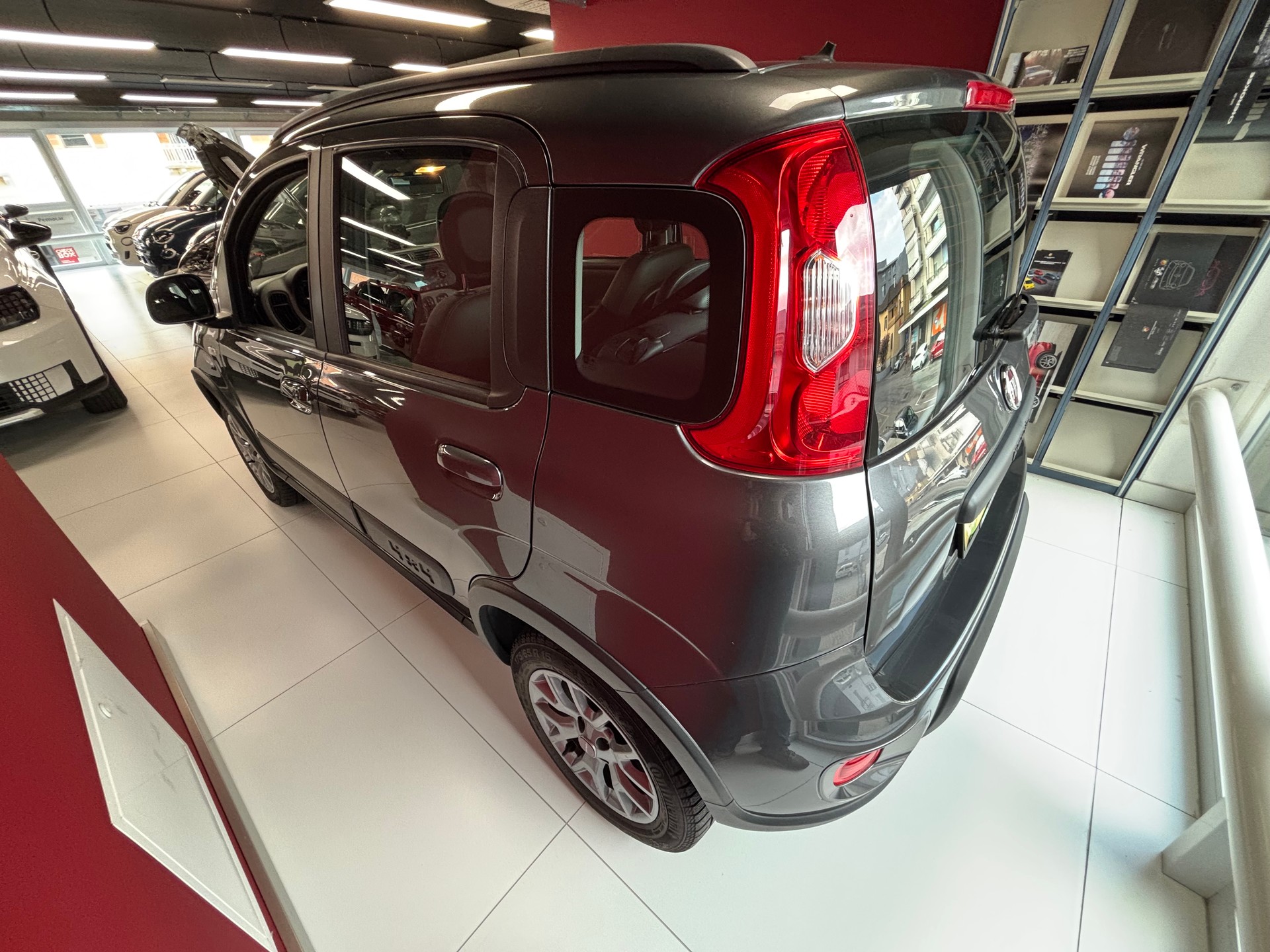 FIAT Panda 0.9 Twinair Turbo 4x4-image-2