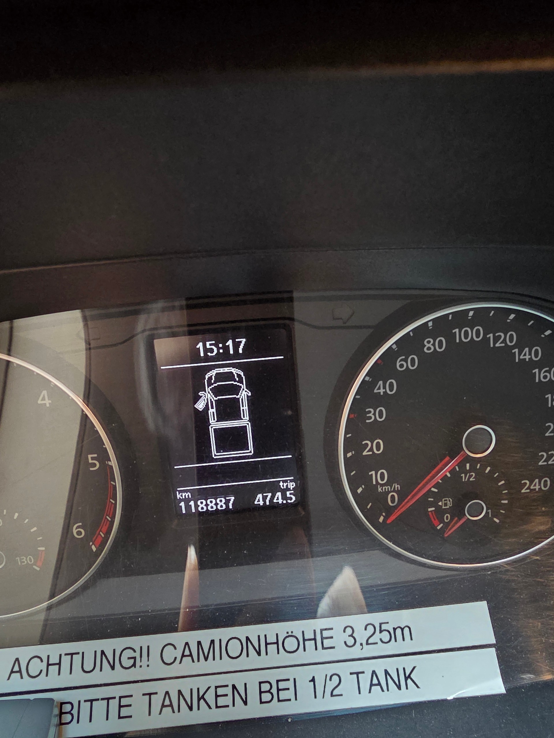 VW T6 TDI 2.0 DSG mit Kastenaufbau und Hebebühne-image-8