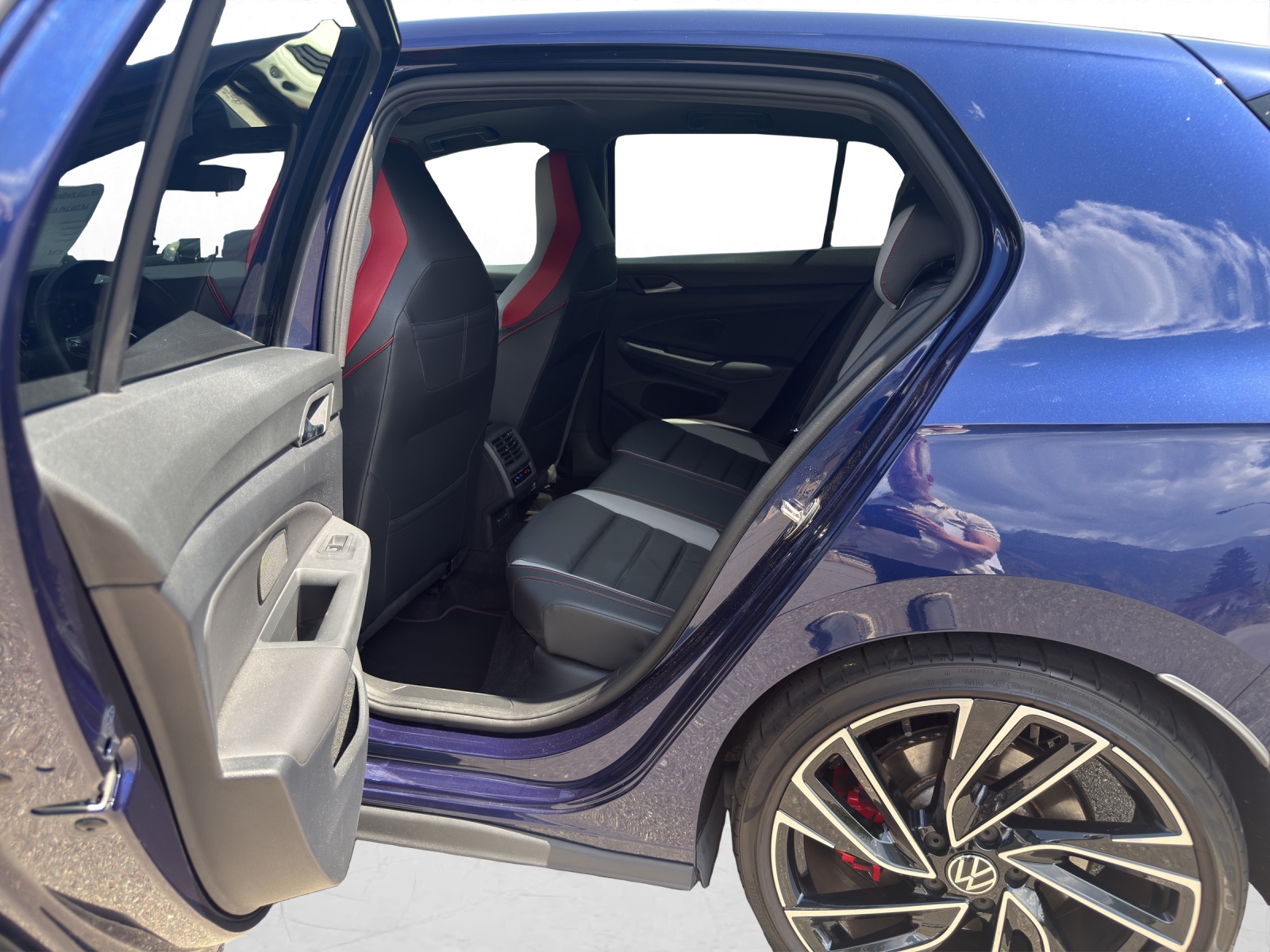 VW Golf 2.0 TSI GTI DSG-image-10