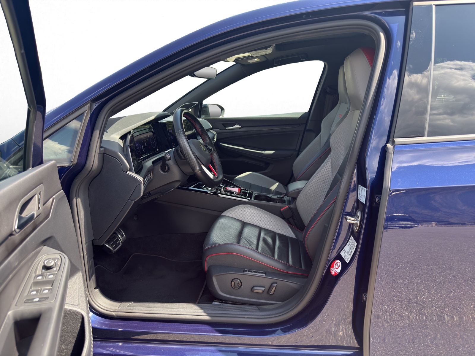 VW Golf 2.0 TSI GTI DSG-image-9