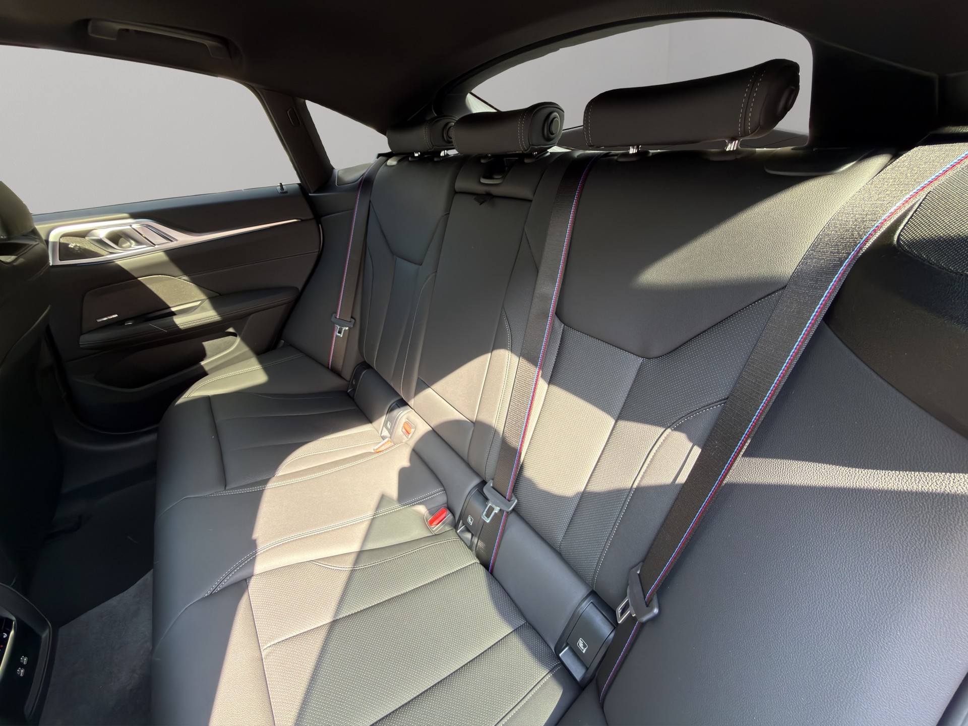 BMW i4 M60 M Sport Pro-image-18