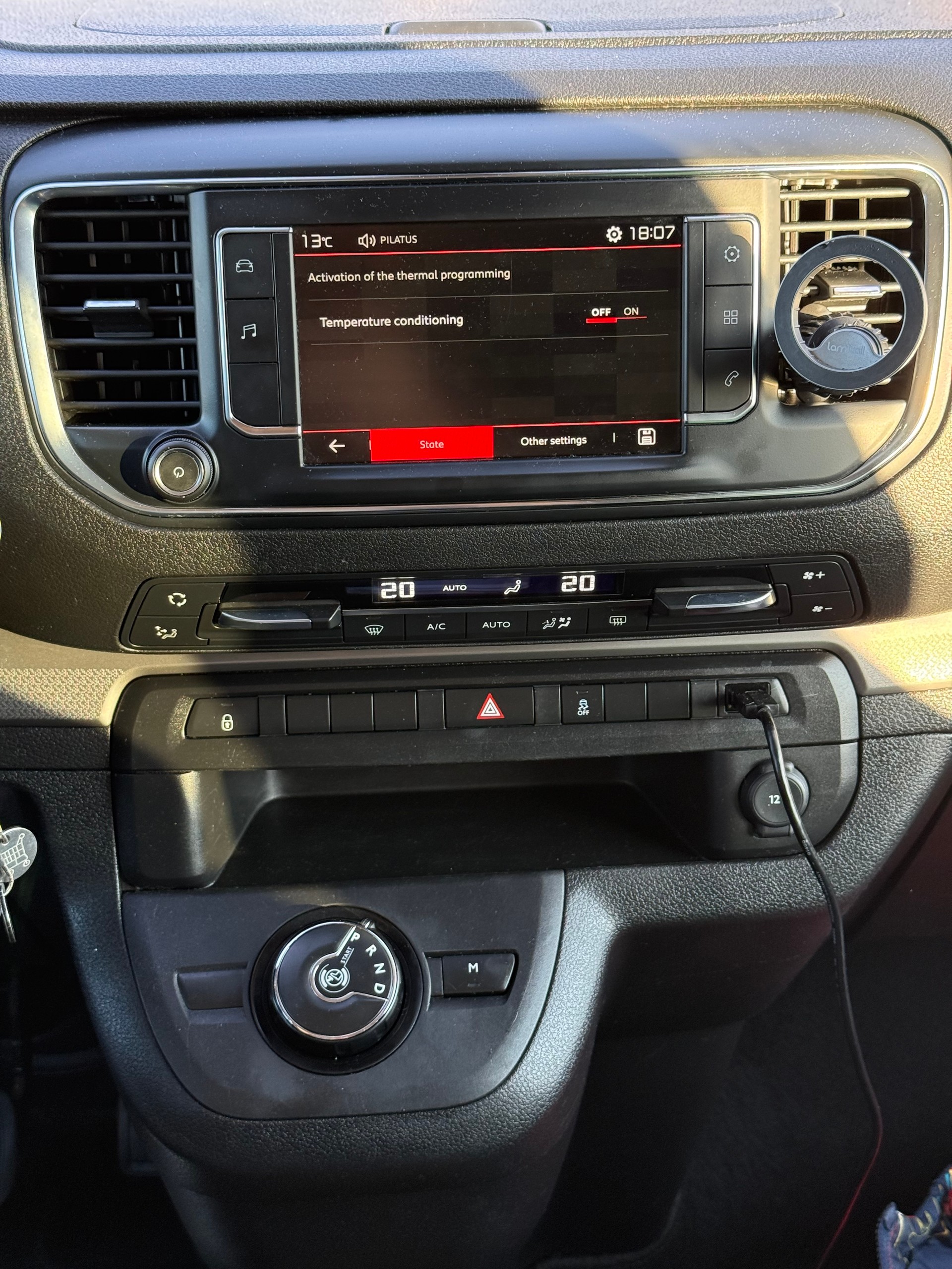 CITROEN 2.0 BlueHDi 180 Feel M-image-4