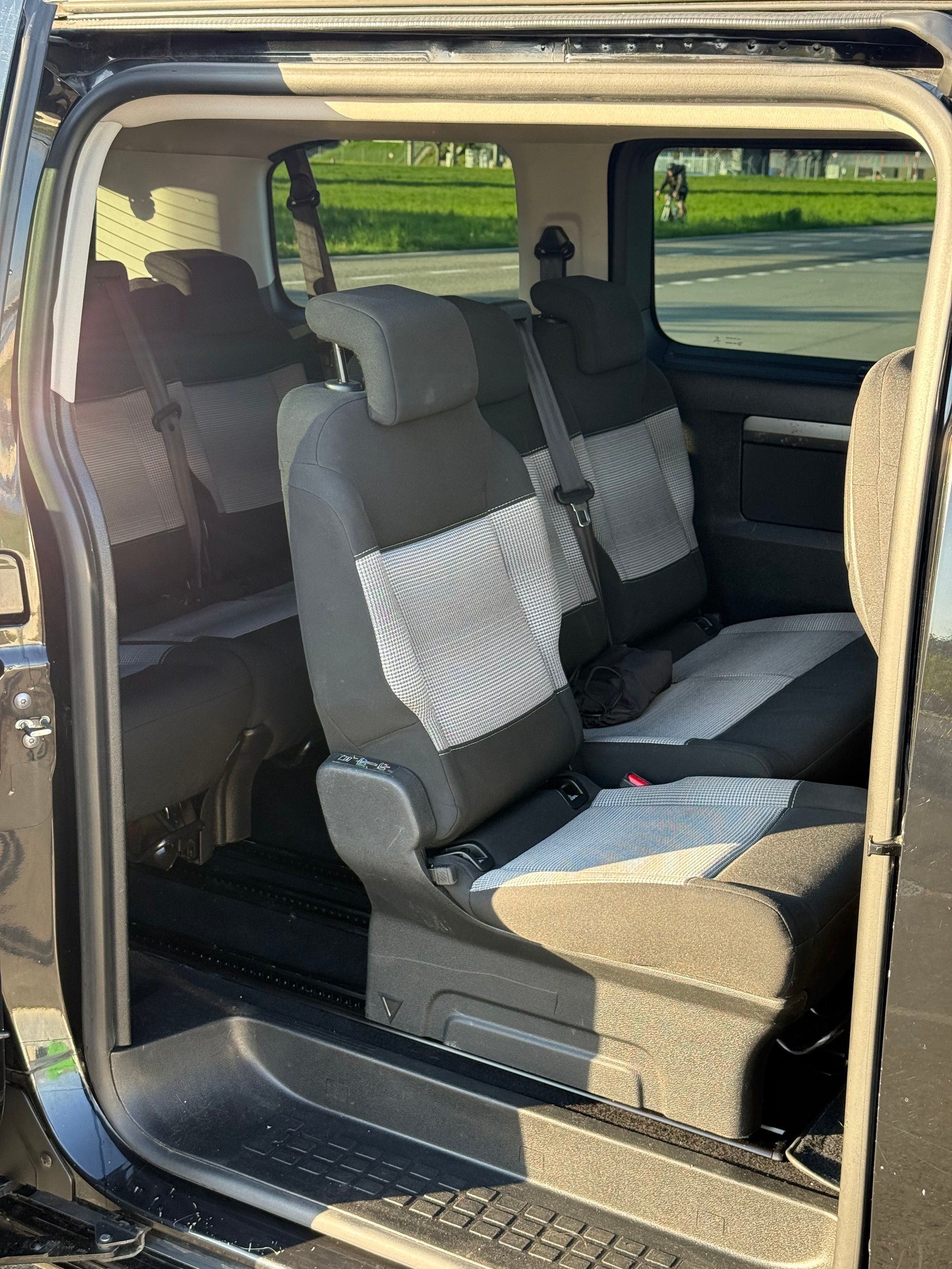 CITROEN 2.0 BlueHDi 180 Feel M-image-5