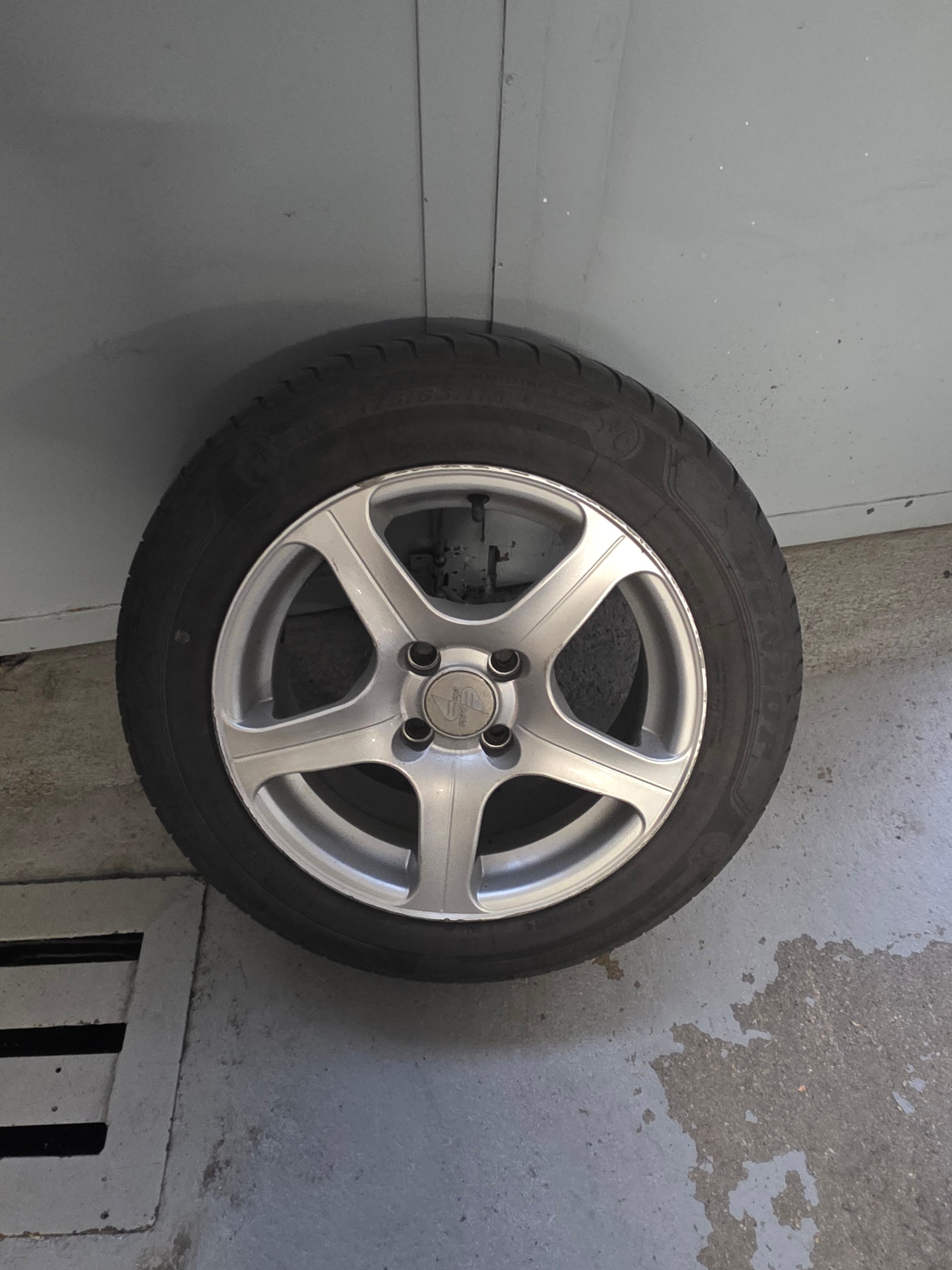 TOYOTA Yaris 1.33 Sol-image-8