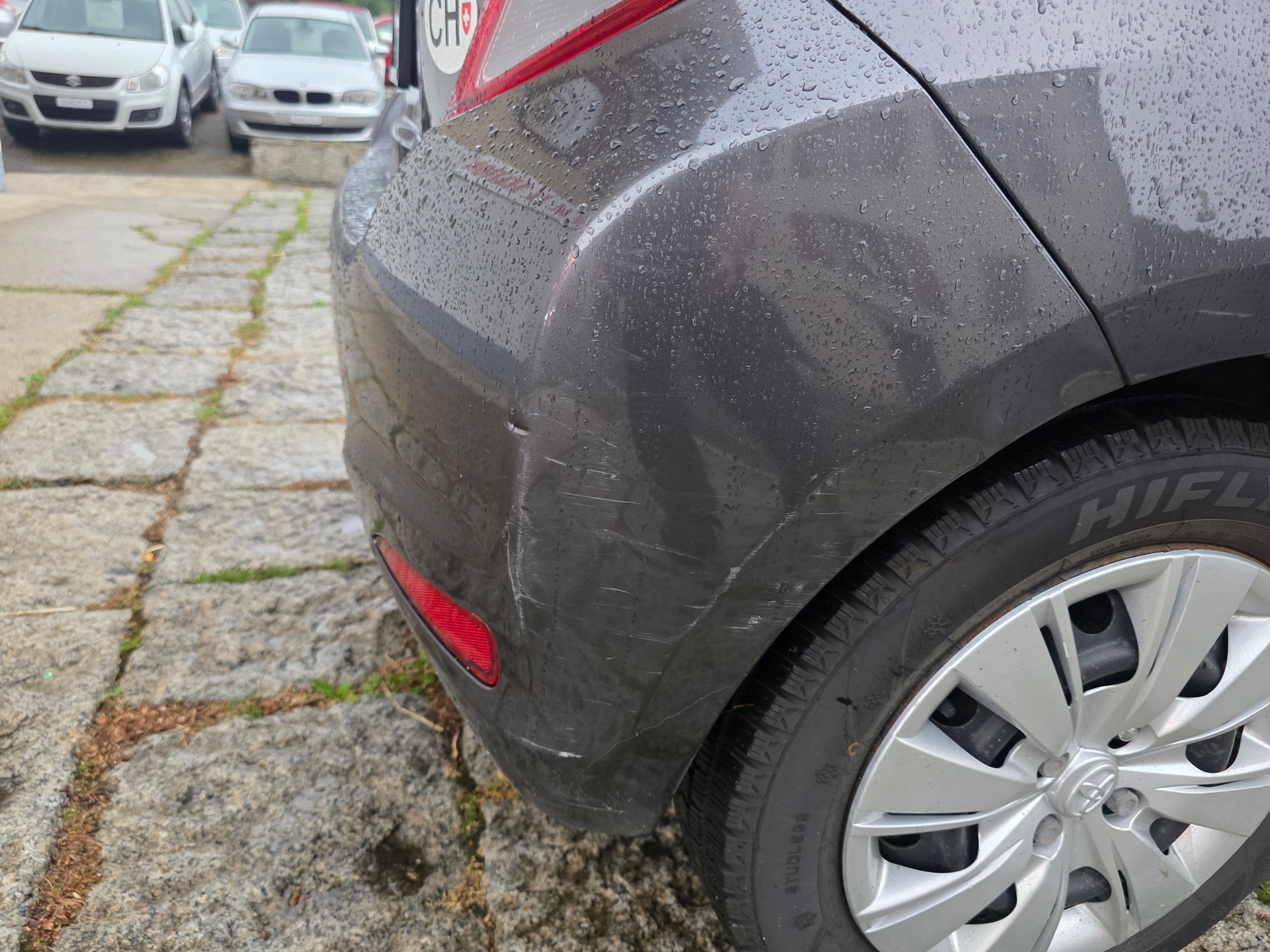 TOYOTA Yaris 1.33 Sol-image-4