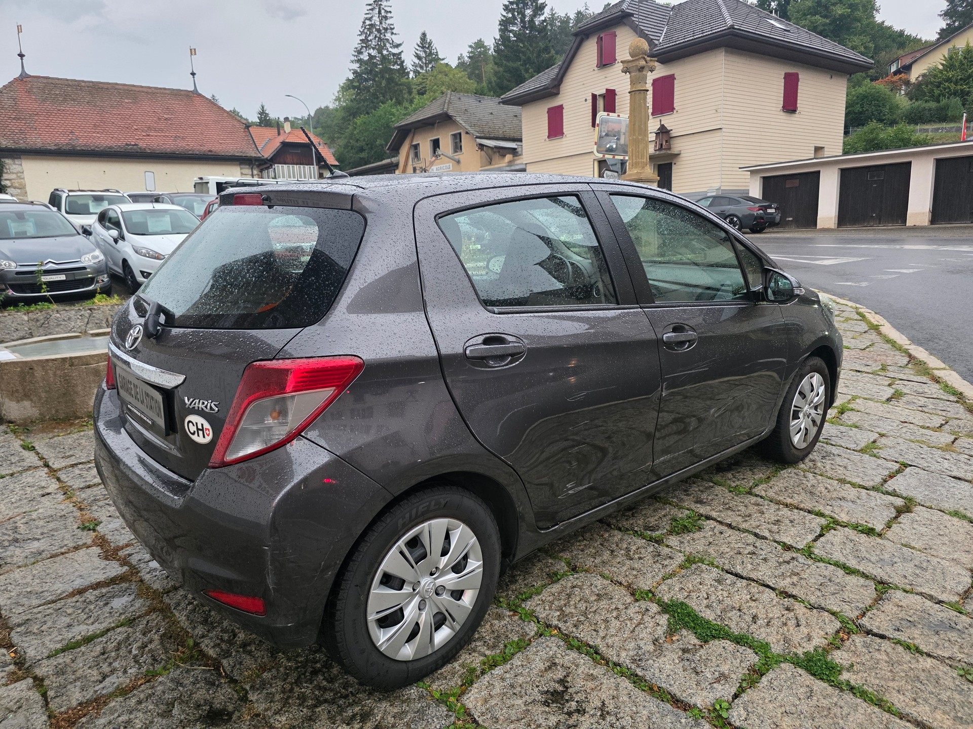 TOYOTA Yaris 1.33 Sol-image-5
